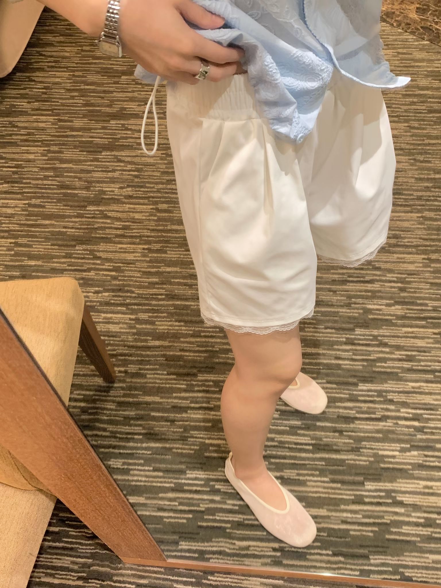 CT6 白lace邊短褲