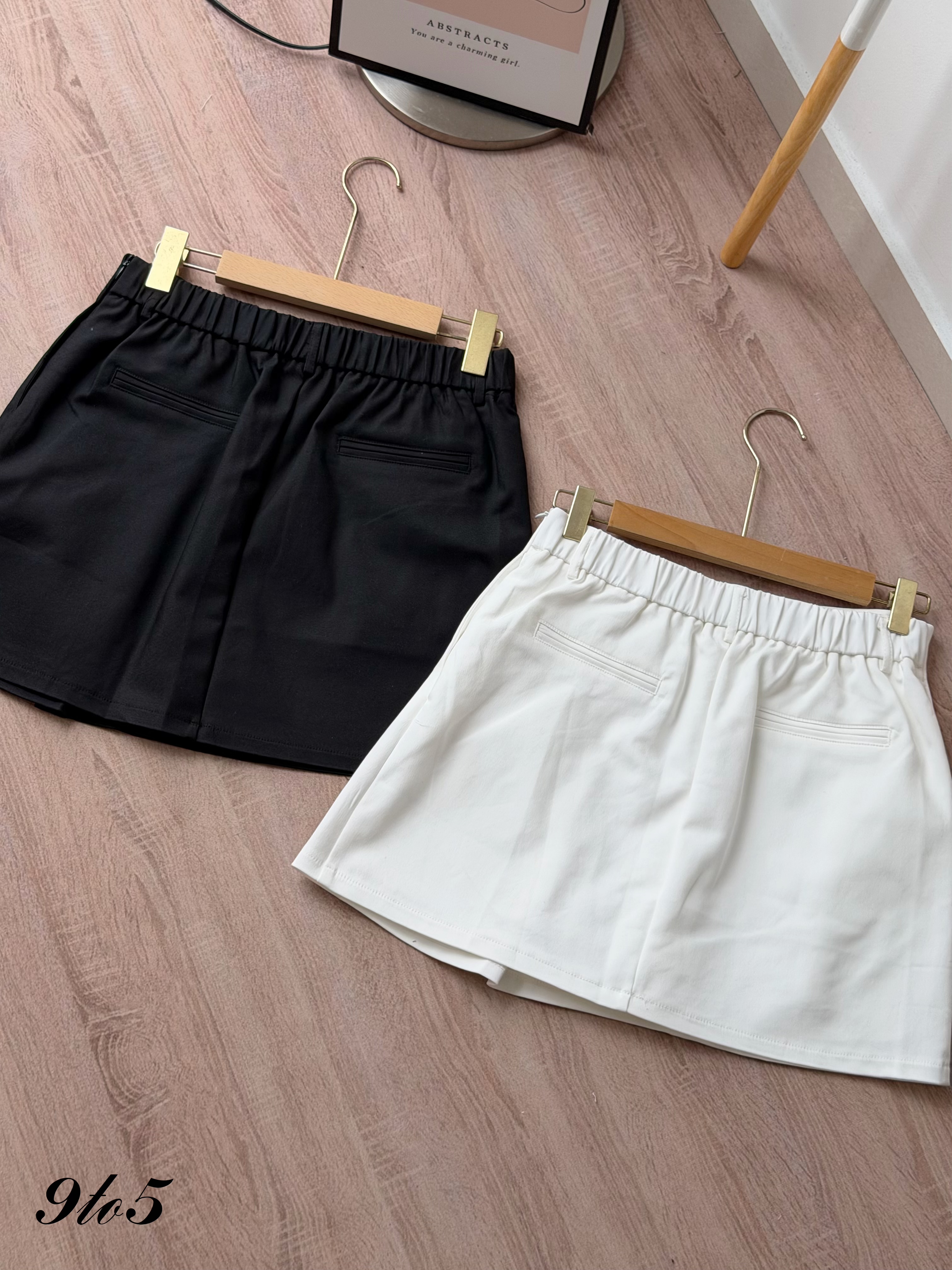 S2037 A Line Short Skirt - Black & White
