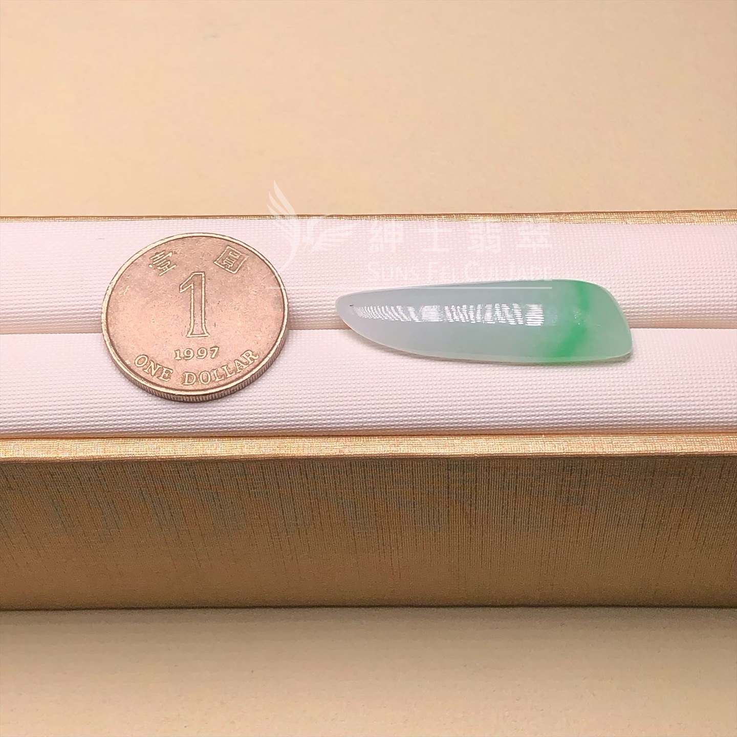 糯冰飄翠隨形件