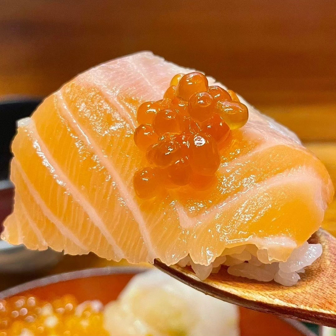 🇳🇴冰鮮挪威原條三文魚 6-7kg/條