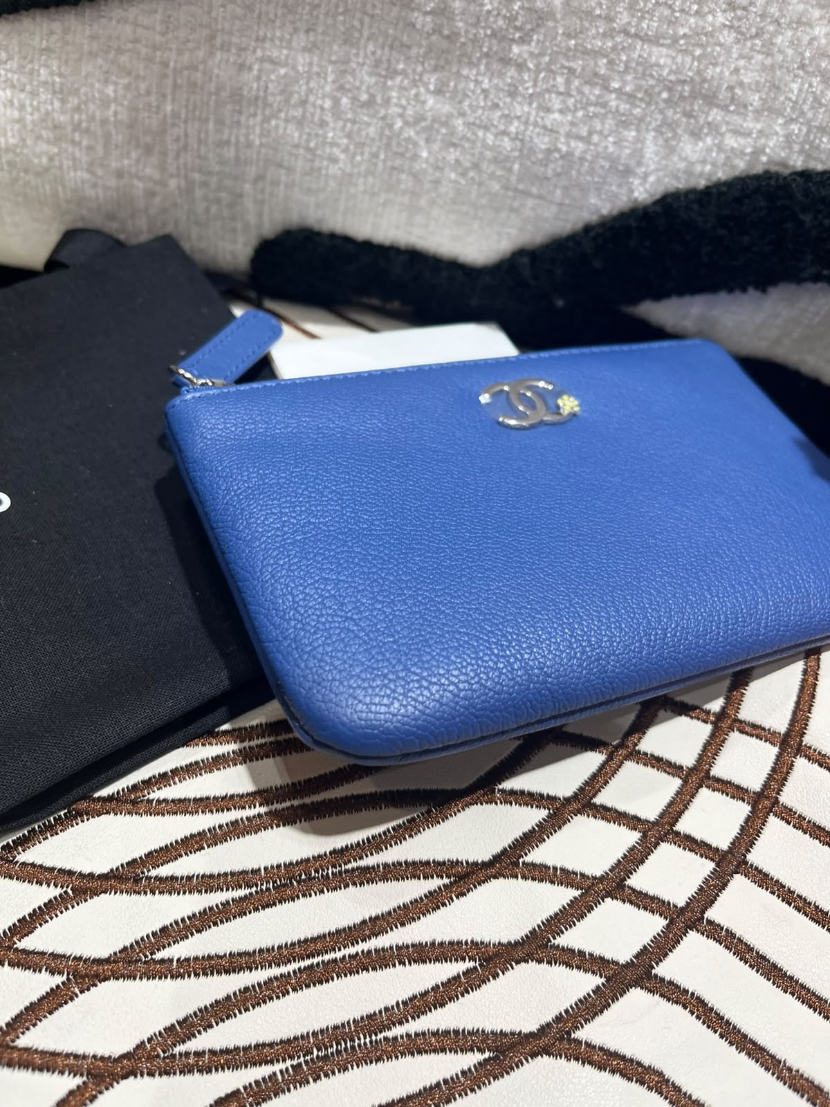 未使用品 Chanel zip mini pouch 15cm 牛皮 100%Authentic, 未使用品,unused ✅card✅dust bag✅box