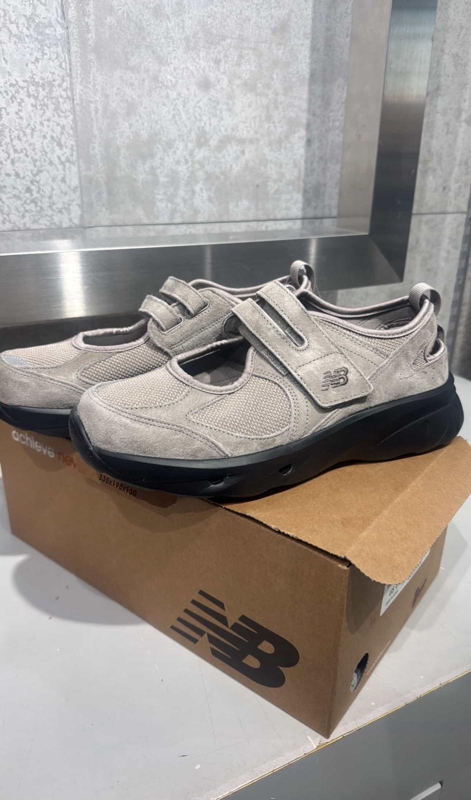 <預訂> 🇰🇷New Balance Breeze SD2203KB