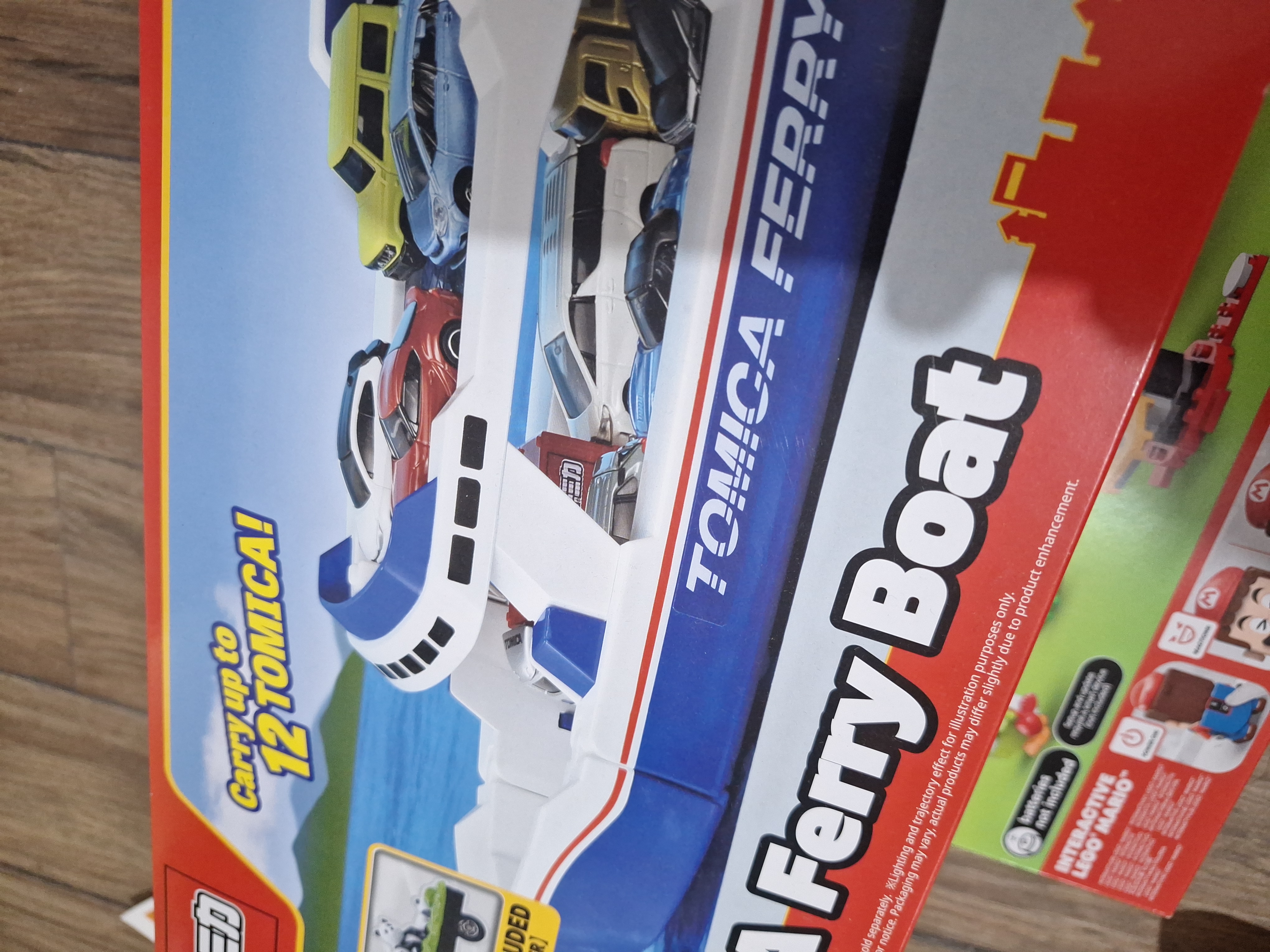 Tomica ferry boat連熊貓車