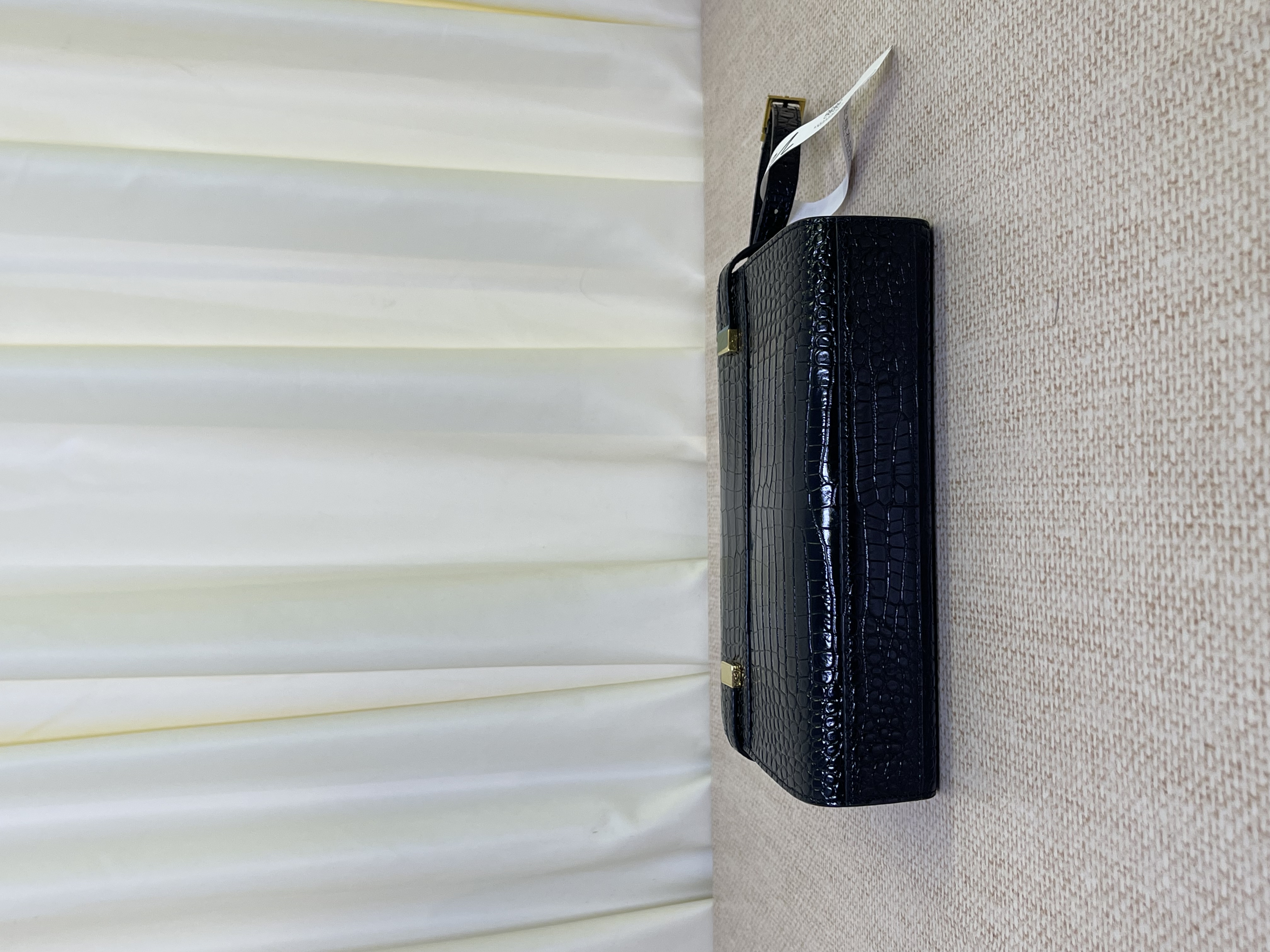 Pre owned YSL Manhattan / Product Code: 26031107