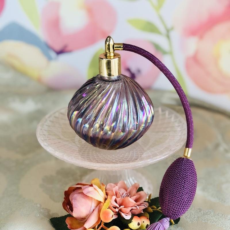 C.a. 1960s Carnival Glass Style Purple Iridescent Purple Atomizer/Perfume Bottle (MT1857)