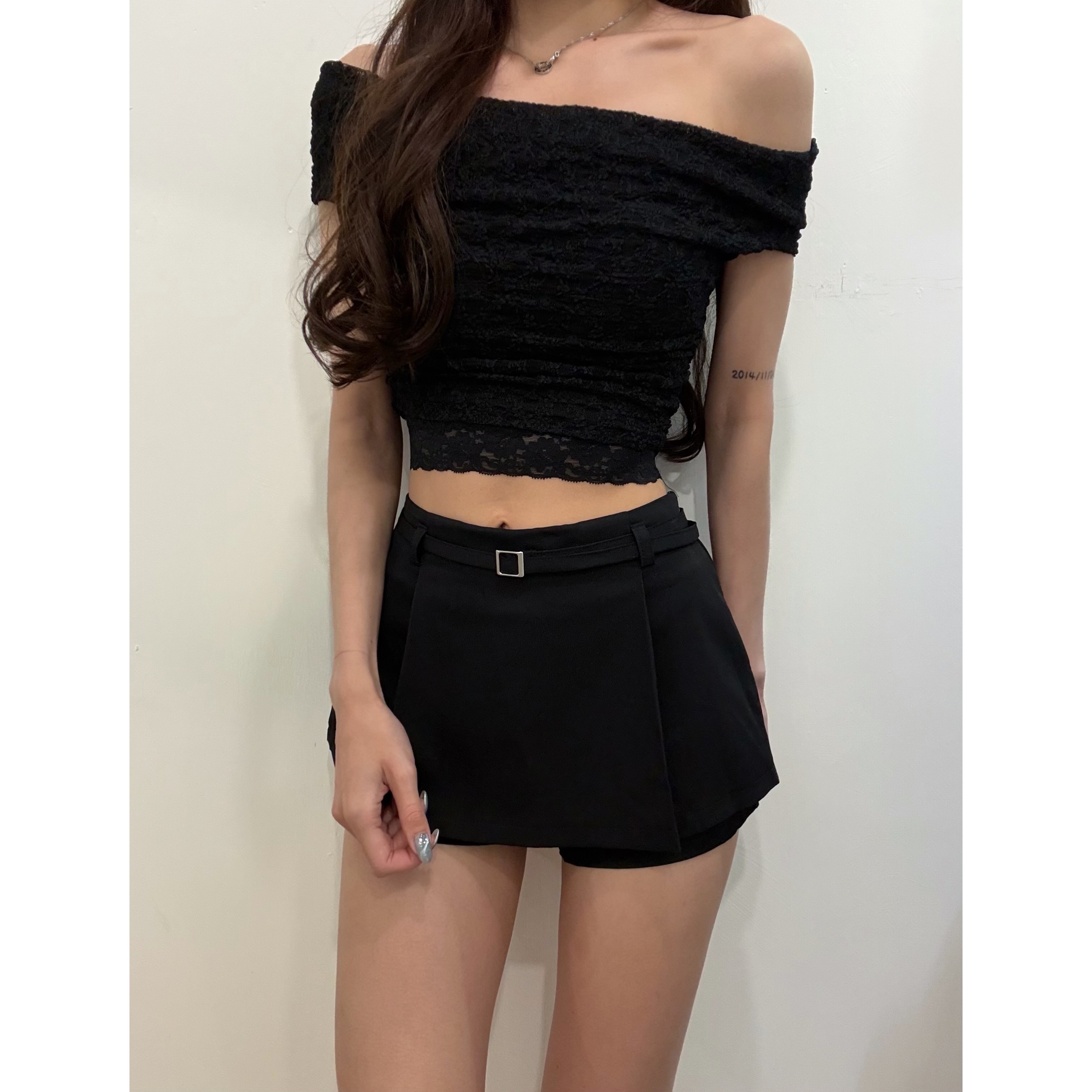 新品價5月8號截💙2605K《2WAYS LACE CROP》