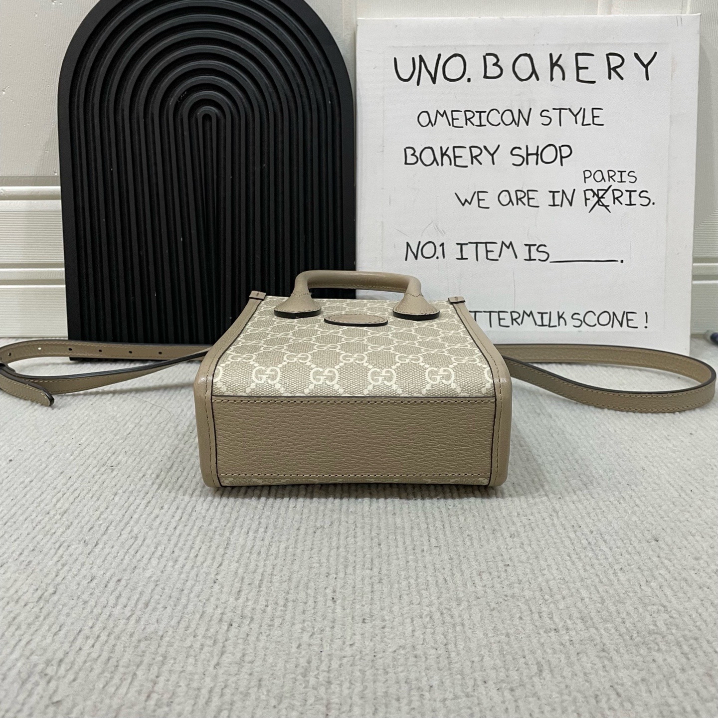 【預訂貨品】Gucci燕麥色老花琴譜包 