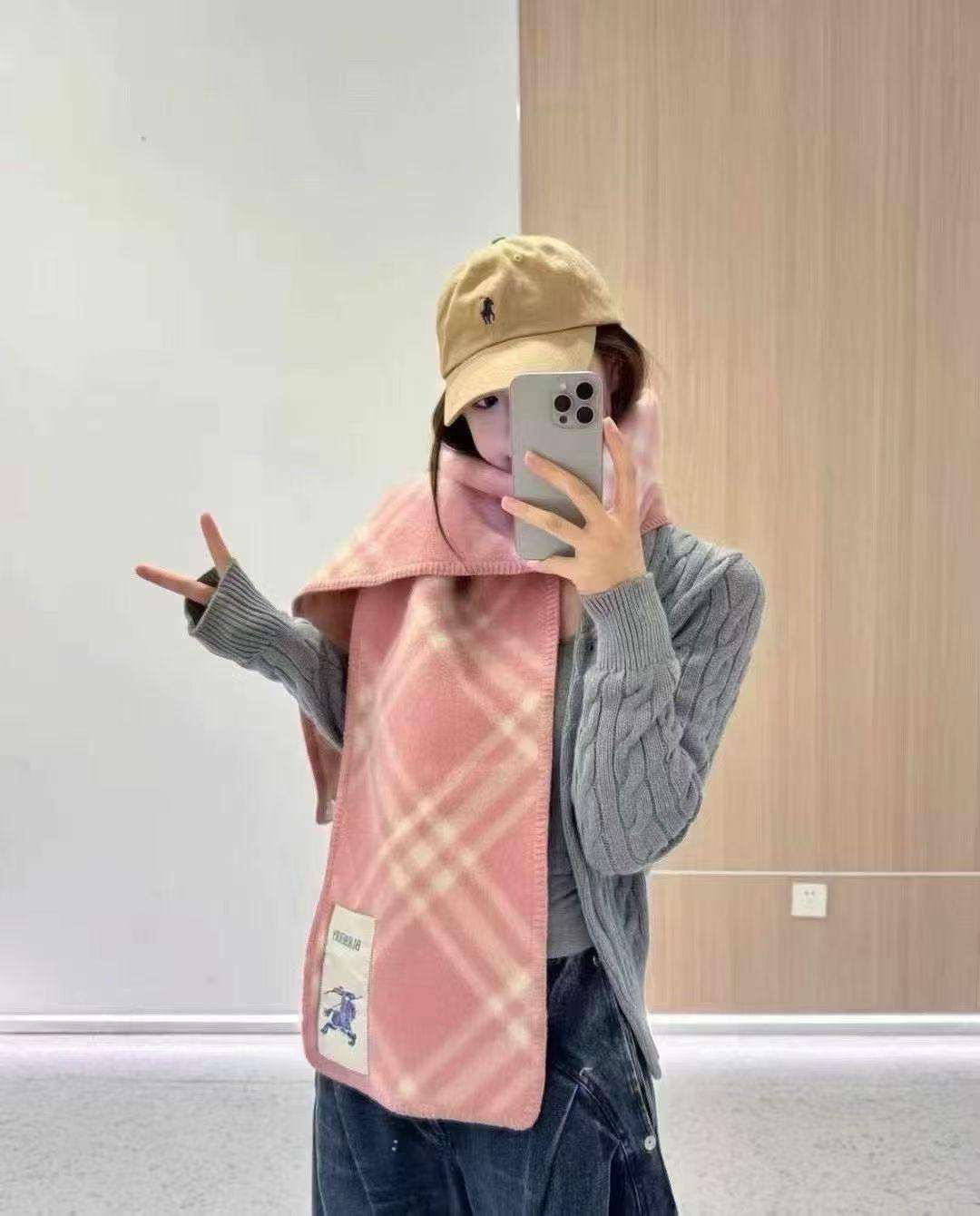 預購Burberry 25新款格仔圍巾