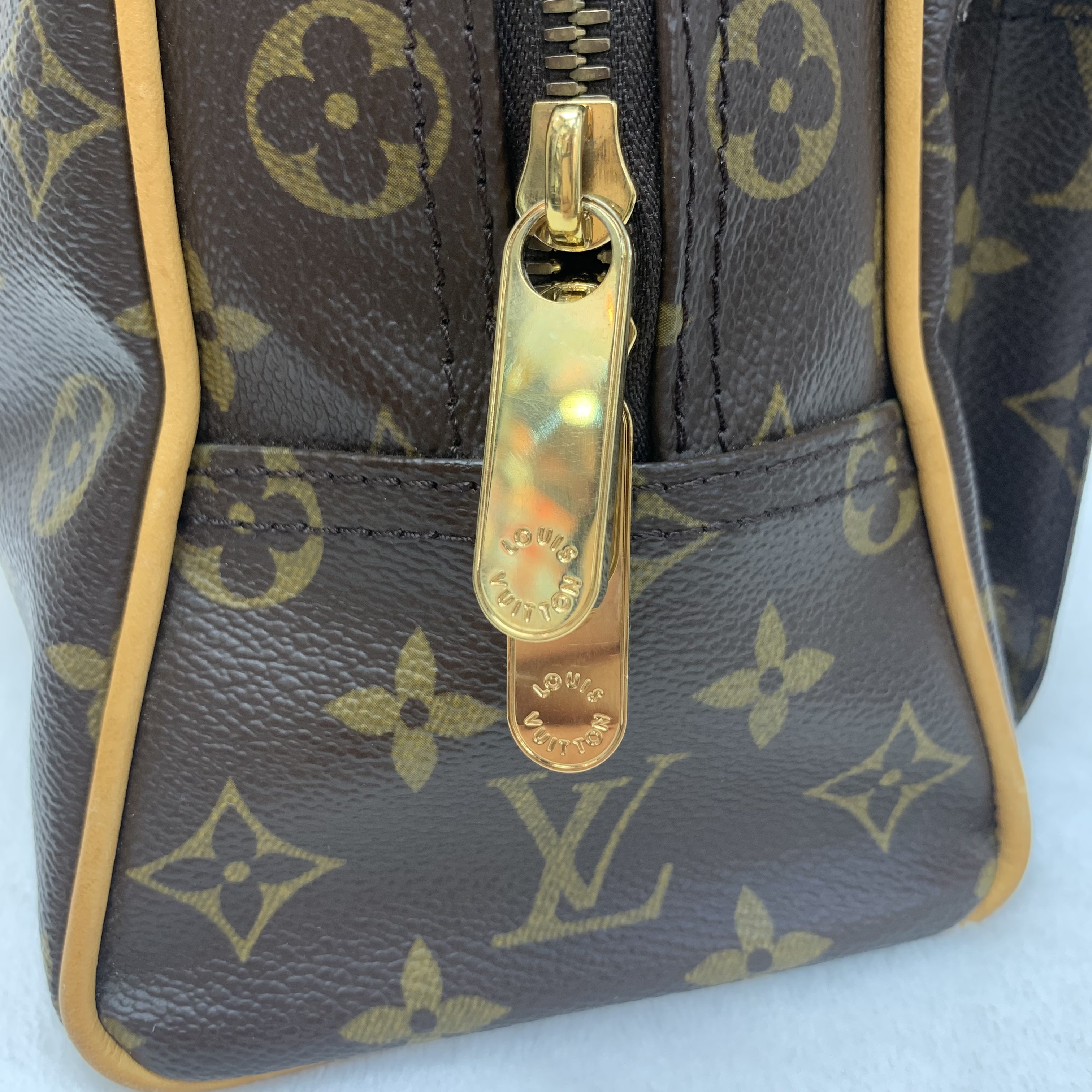 LV manhattan morogram handbag