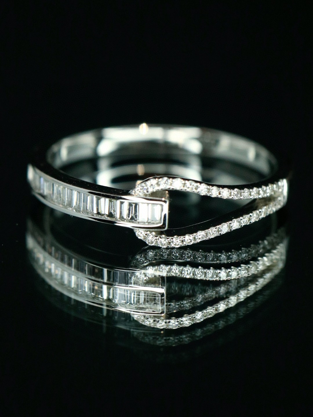 18K Diamond Ring 