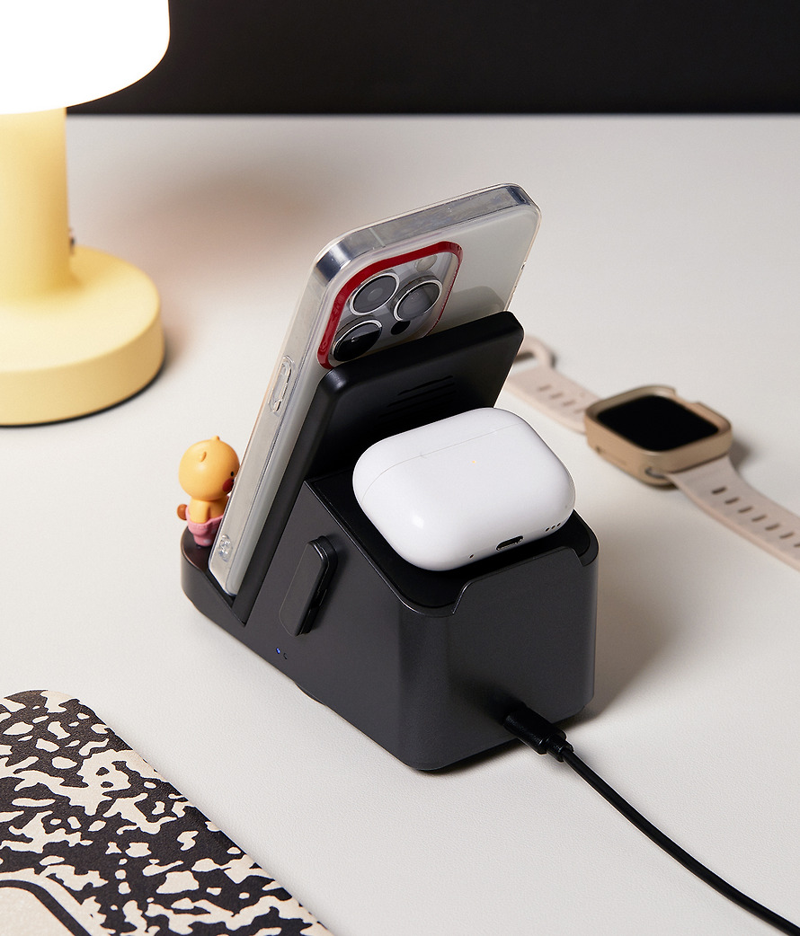 Ryan & 春植 三合一 旋轉無線充電座