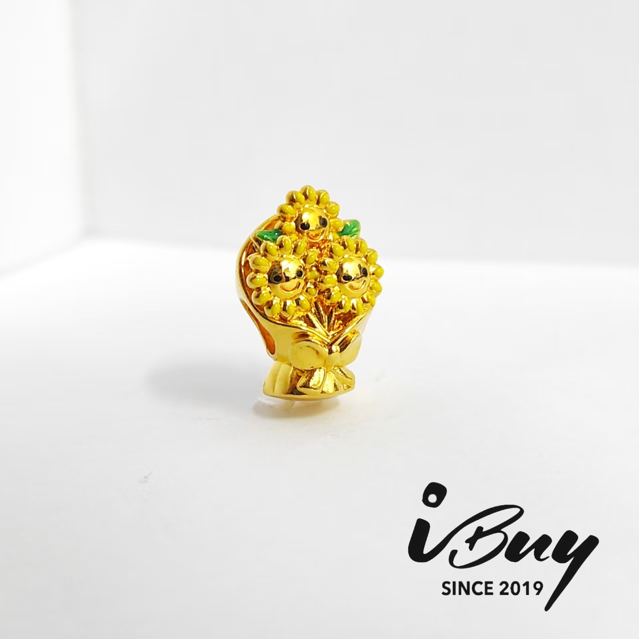 916 HARD GOLD SUNFLOWER BABY BOUQUET CHARM BEAD 916 硬金 太阳花宝宝花束串咀