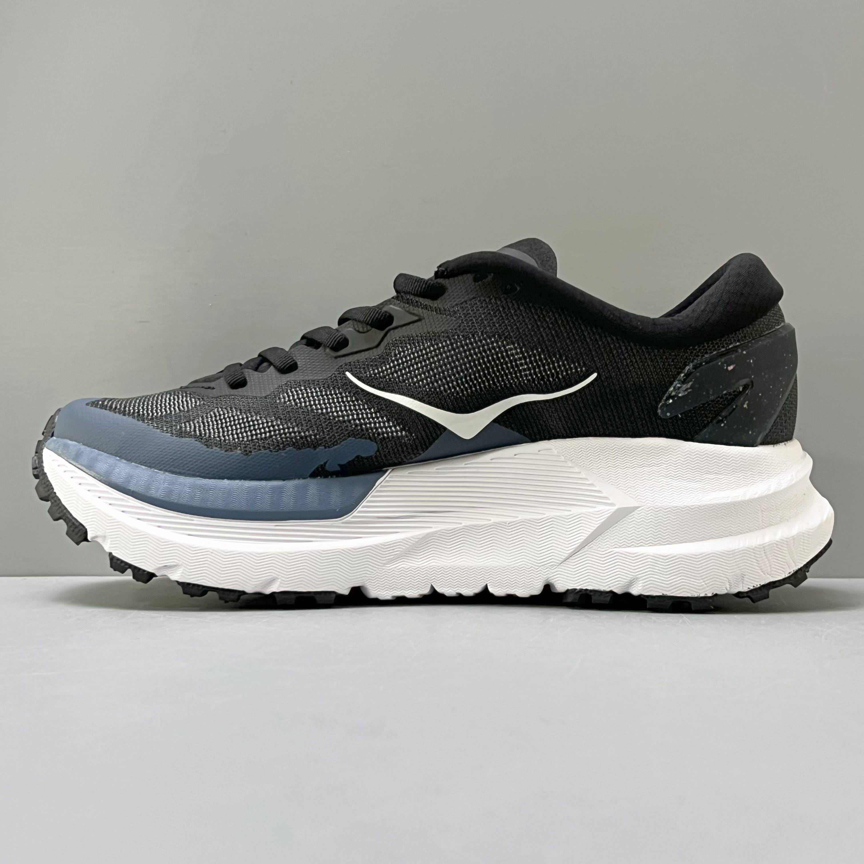 Hoka One One Mafate X