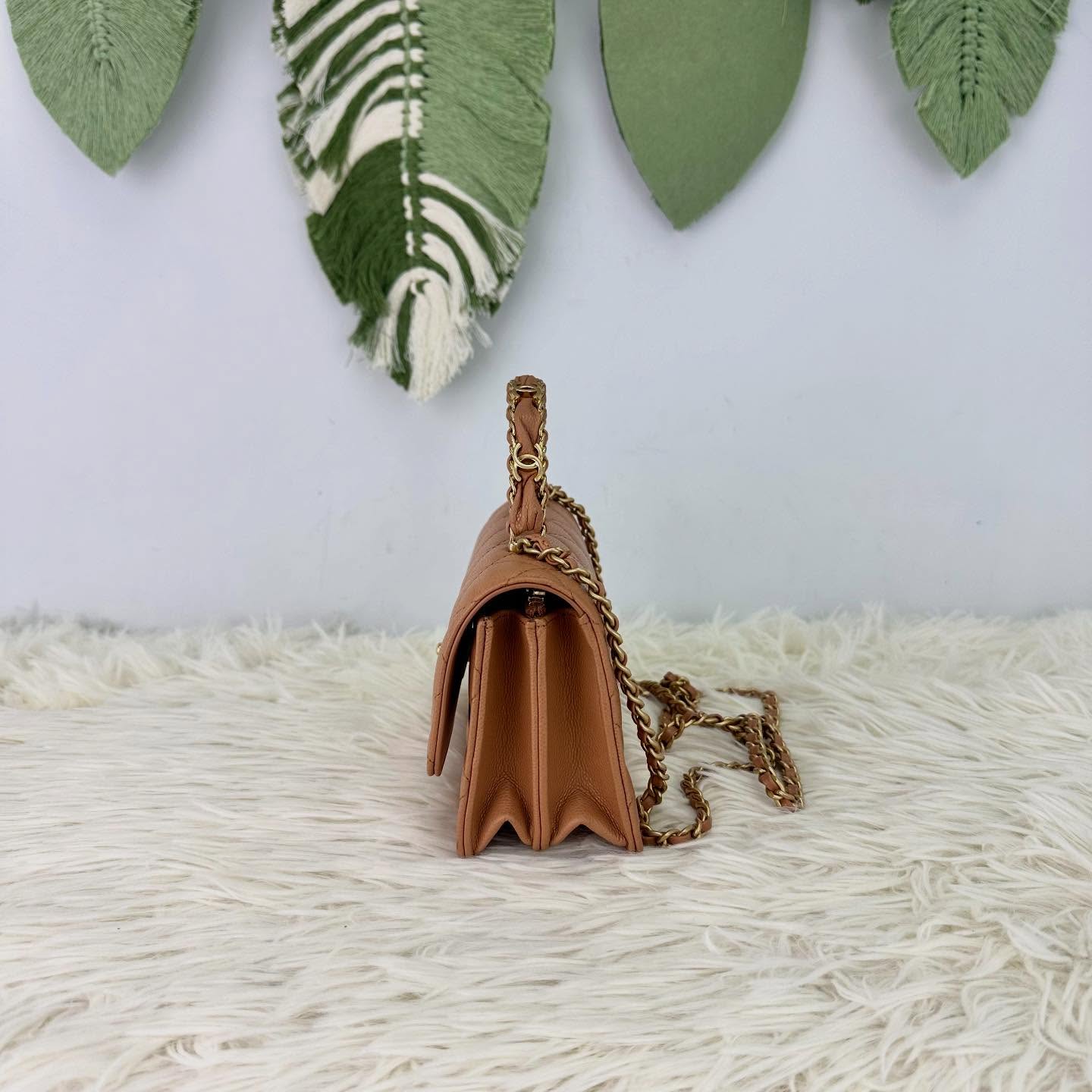 CHANEL🤍PRE OWNED 25b Handle 奶茶色 WOC 晶片款🤎