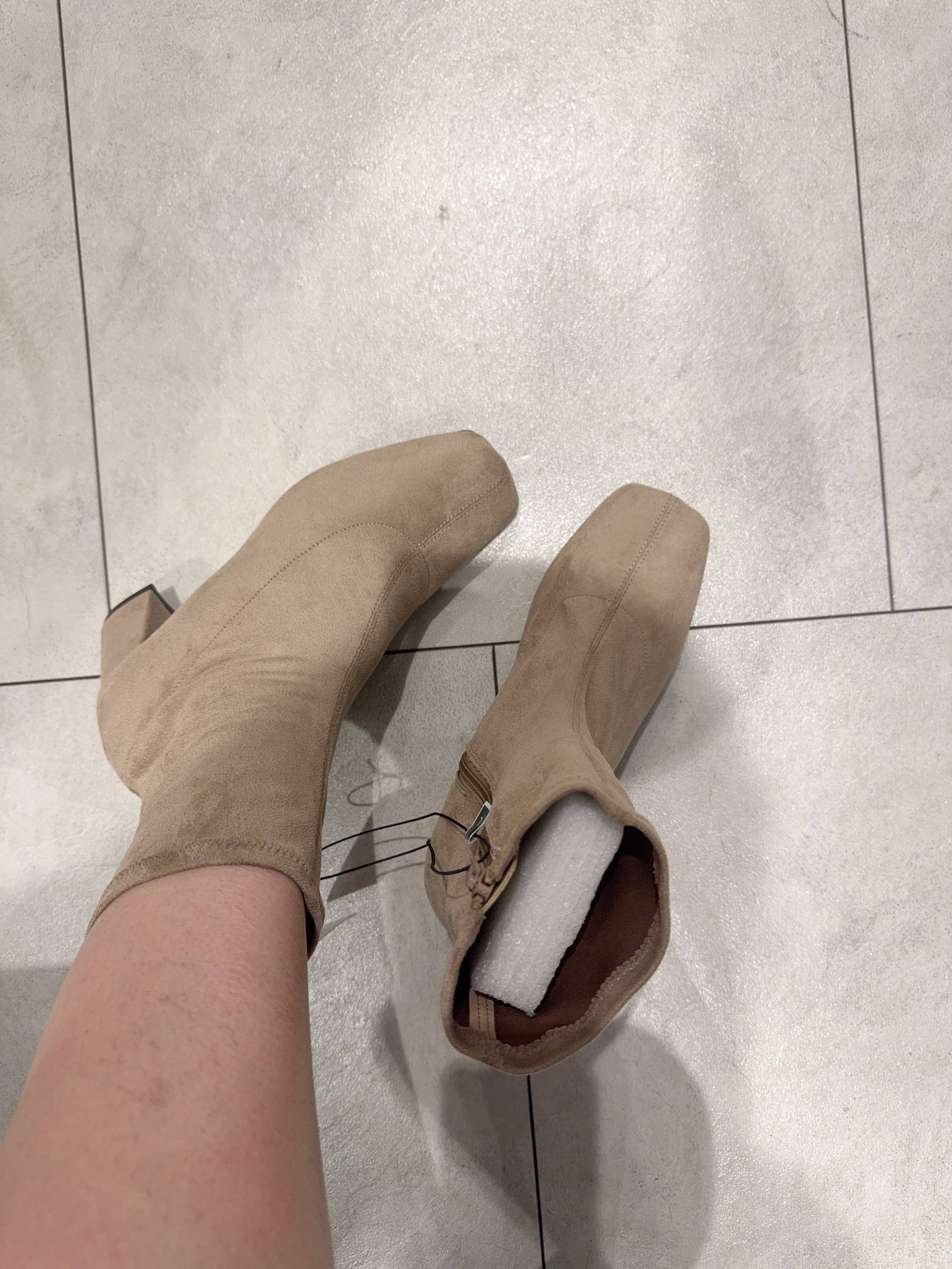 🇯🇵GU 麂皮高跟靴子