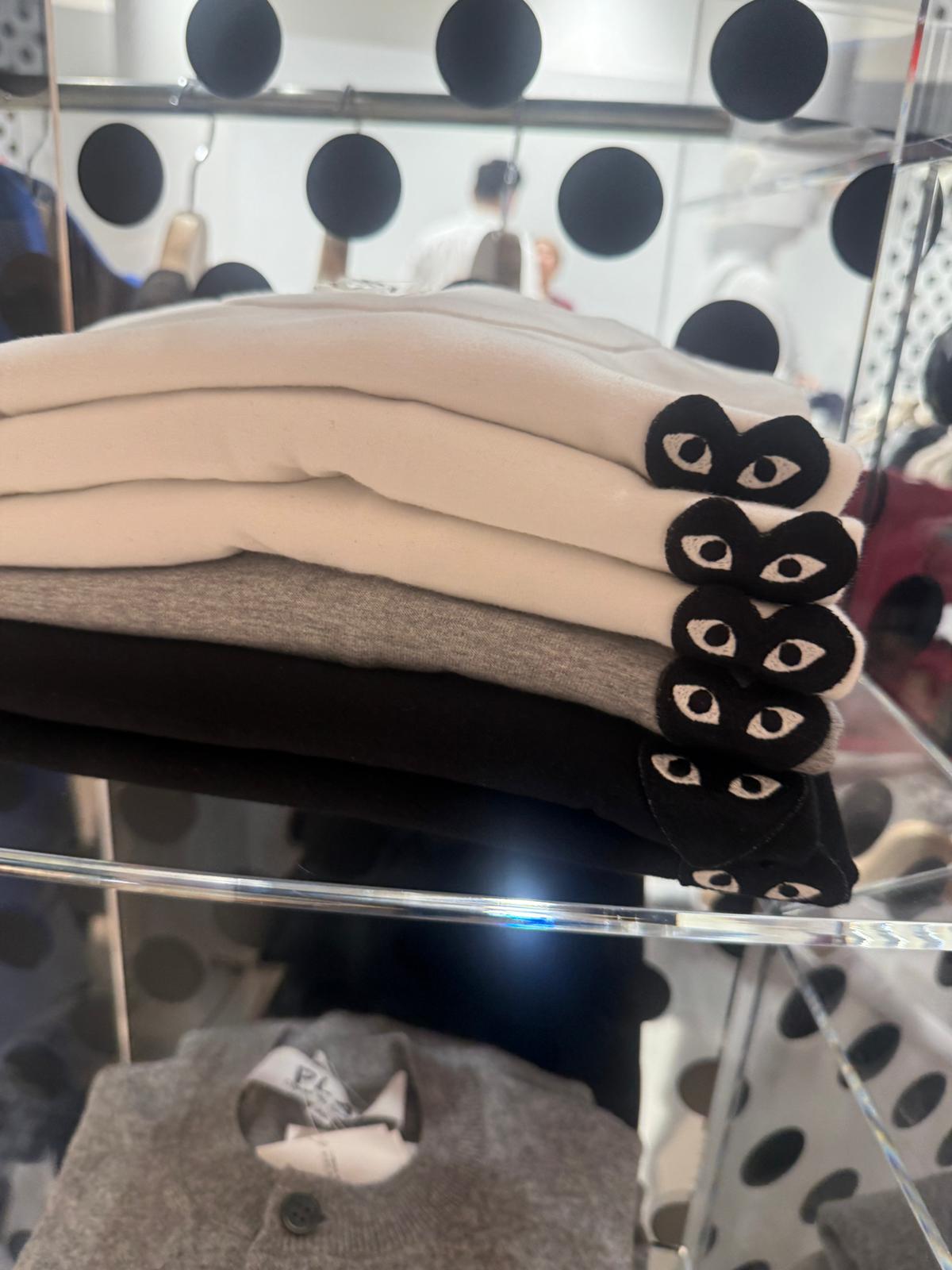 CdG play 黑心logo tee Size Xxs -XXL