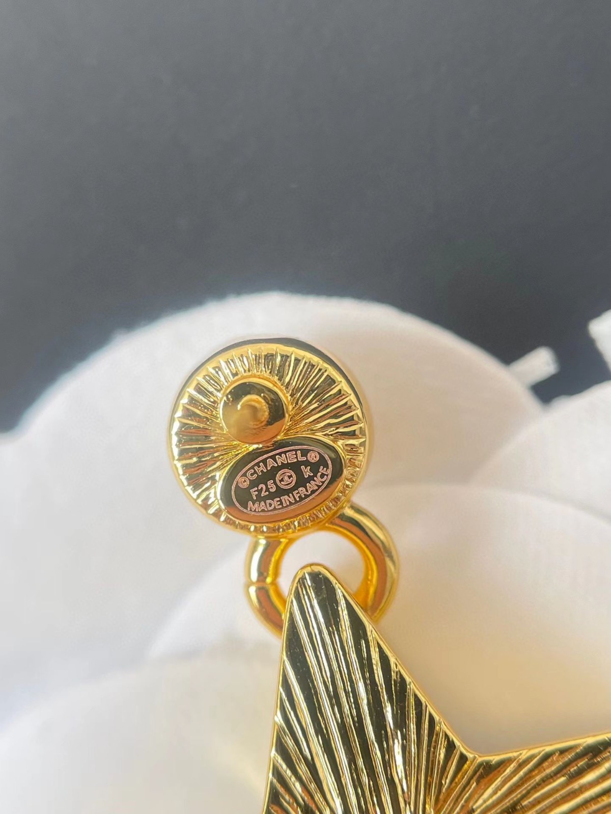 【原單】CHANEL 五角星珍珠耳環 - 禮盒裝