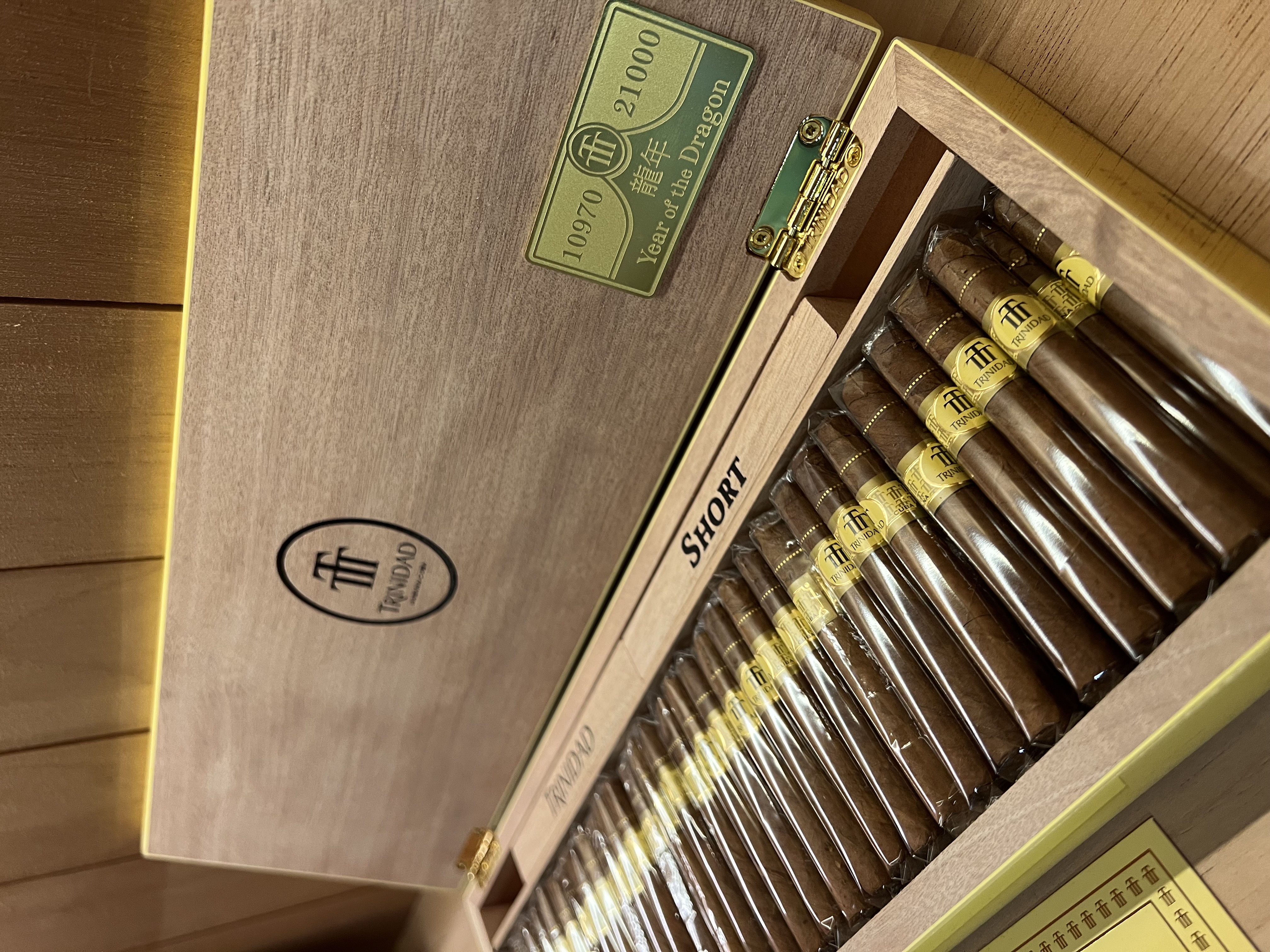 Trinidad千里達維達龍年限定（66支）