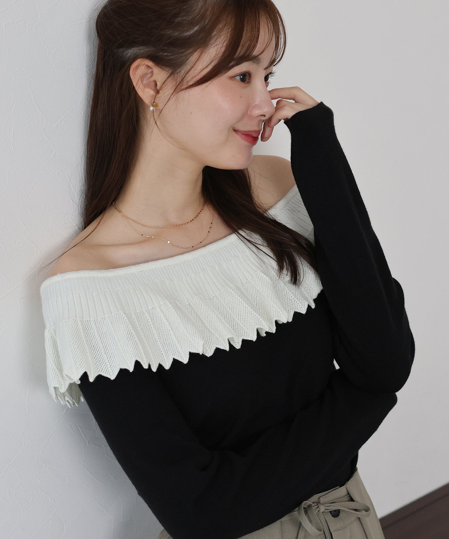 <限量現貨><JP> Fuji Lace Off-Shoulder Knit Top* 2色入