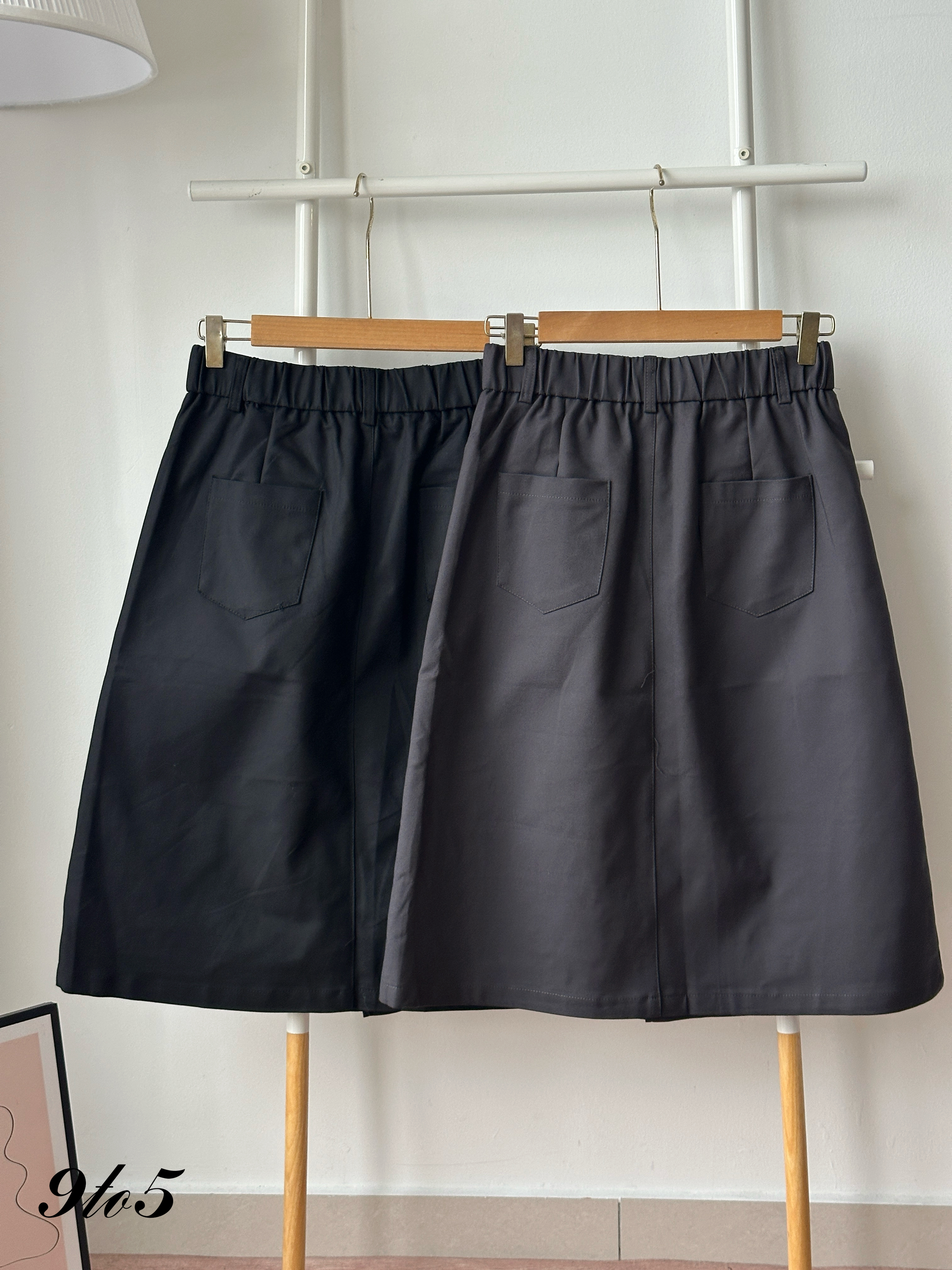 S1979 A Line Midi Skirt - Black & Grey