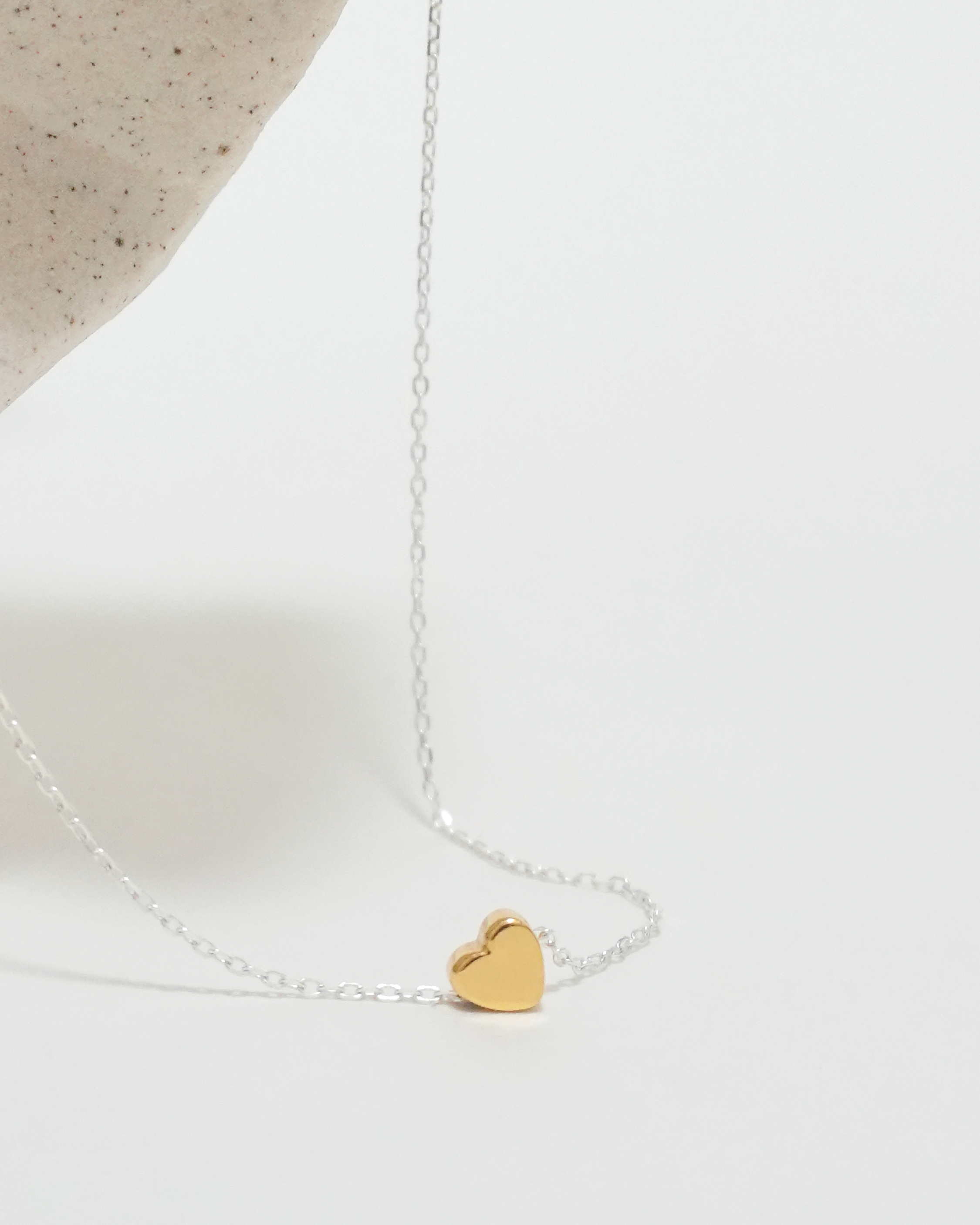 Urban Tiny Heart Necklace