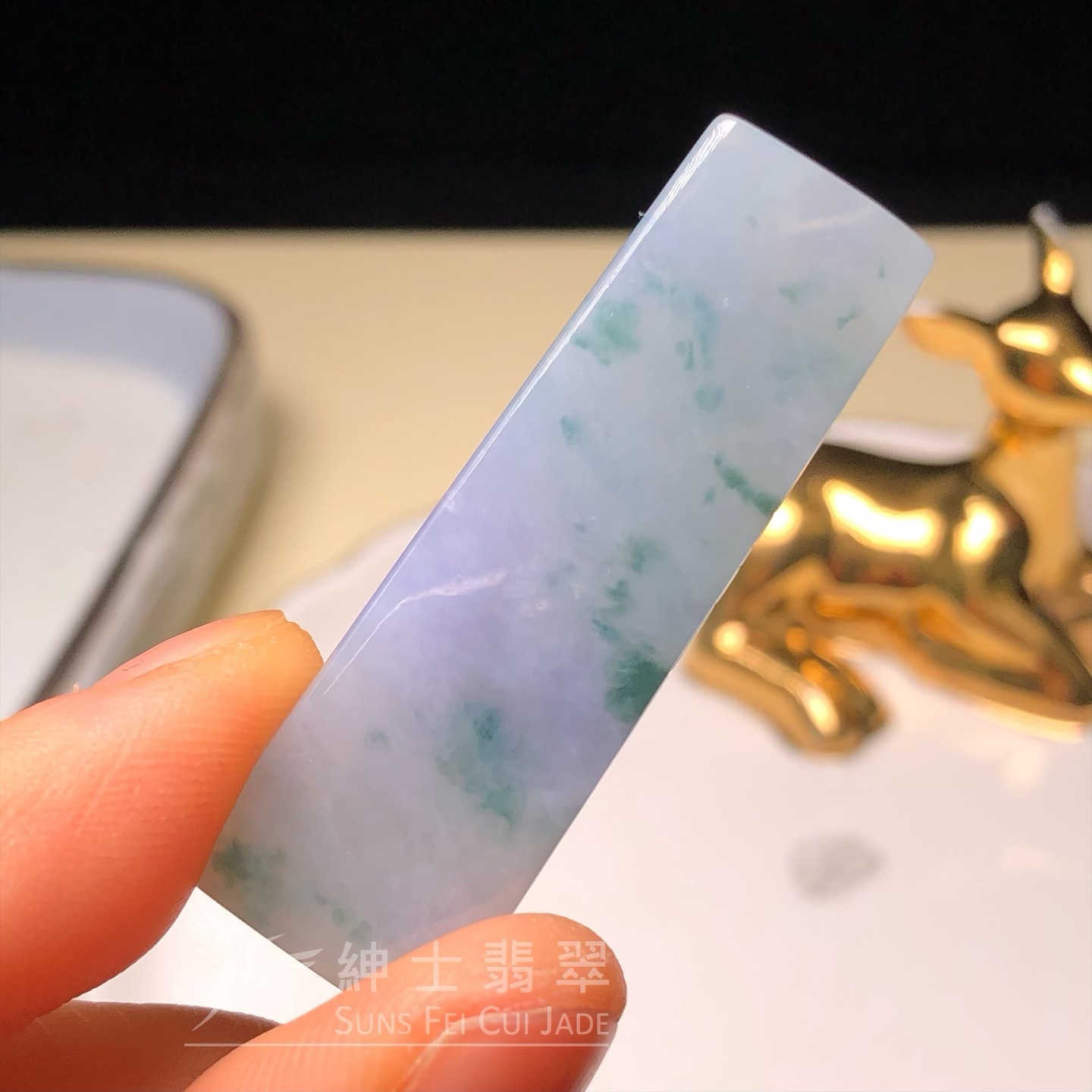 紫底飄花無事牌