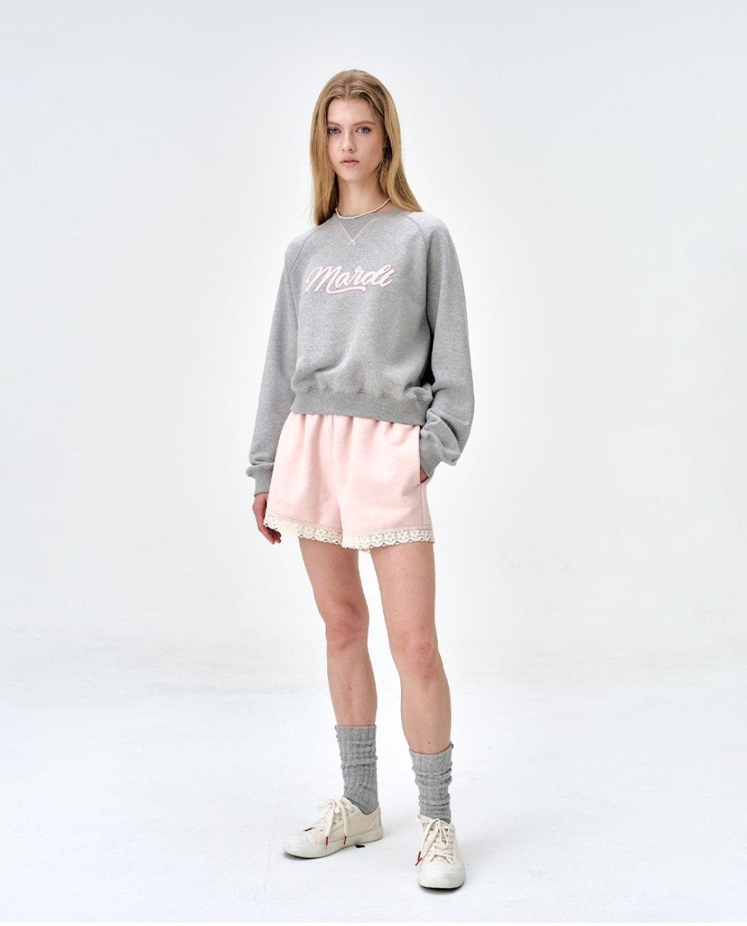 Mardi Mercredi Actif Vintage Logo Sweatshirt