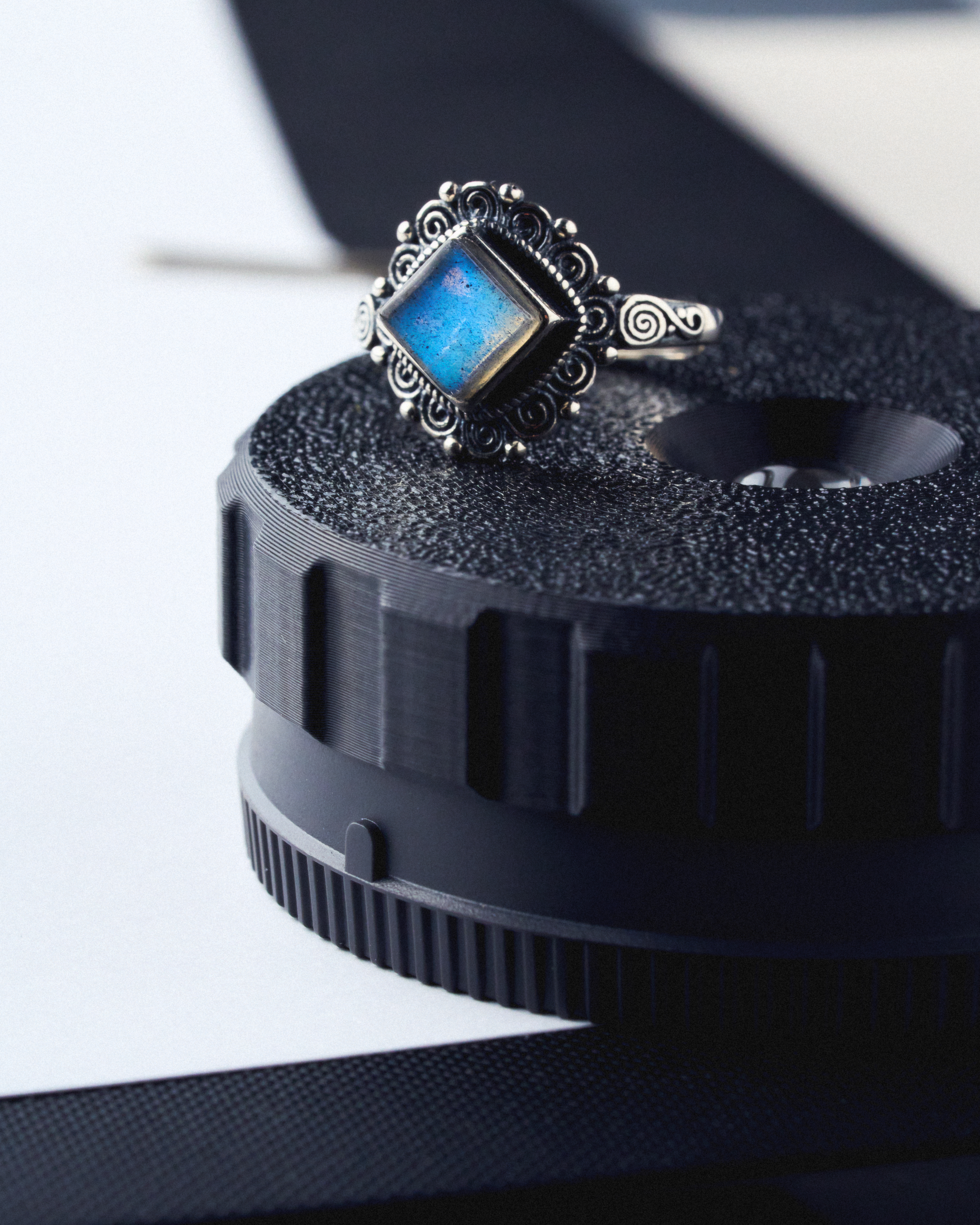 Luna Guard Ring