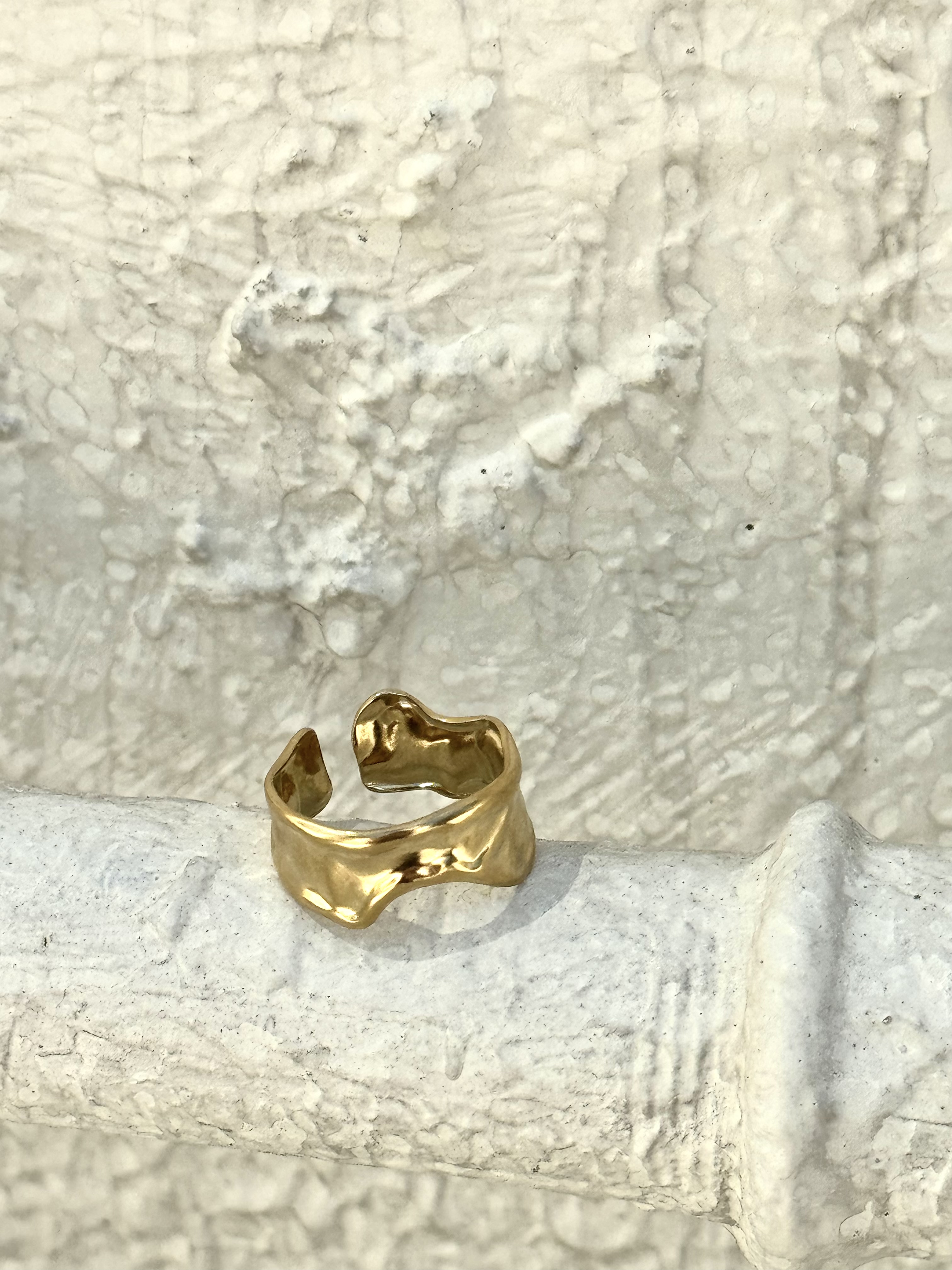 Gold irregular stainless ring