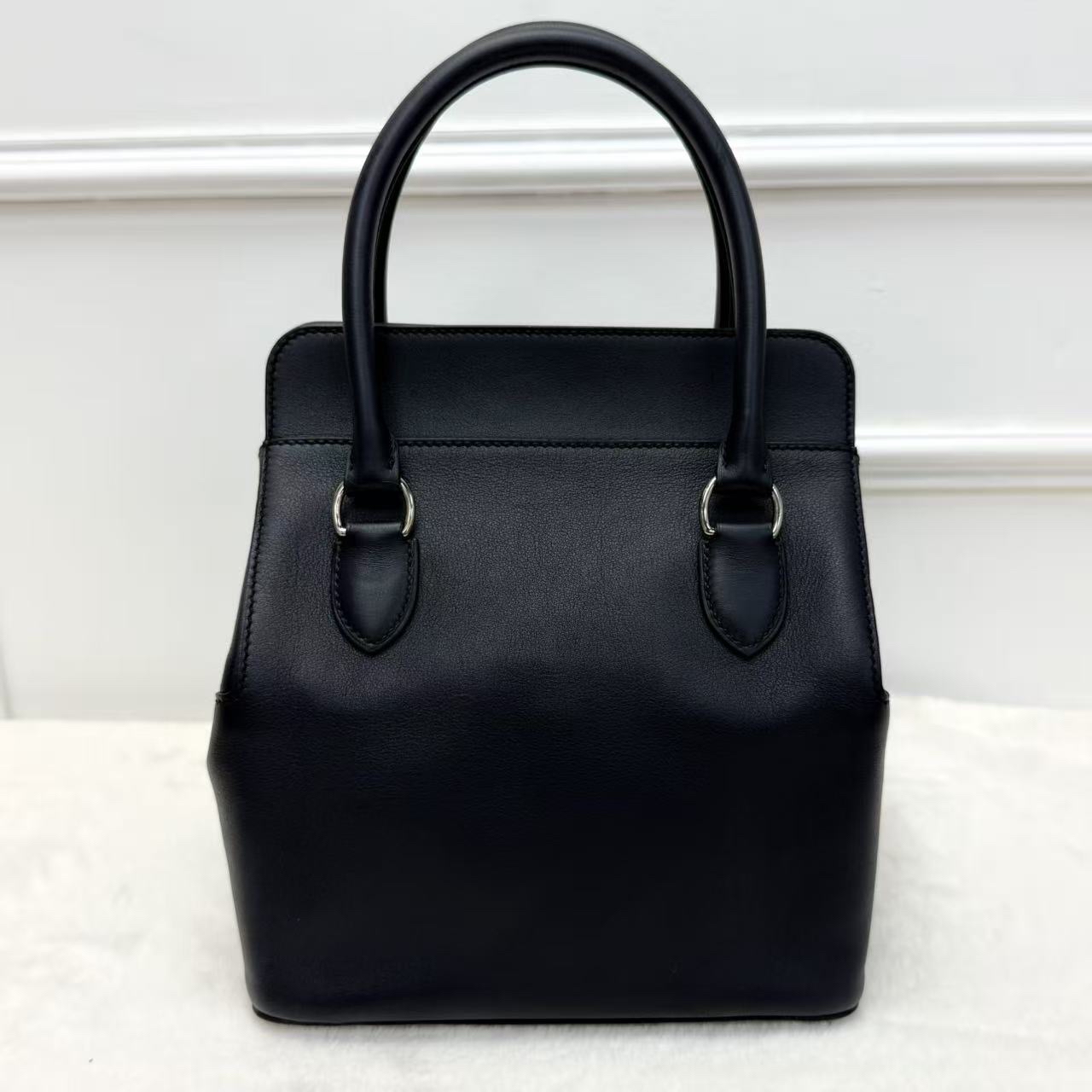 Hermes愛馬仕 牛奶盒子ToolBox20 肩帶款斜挎包