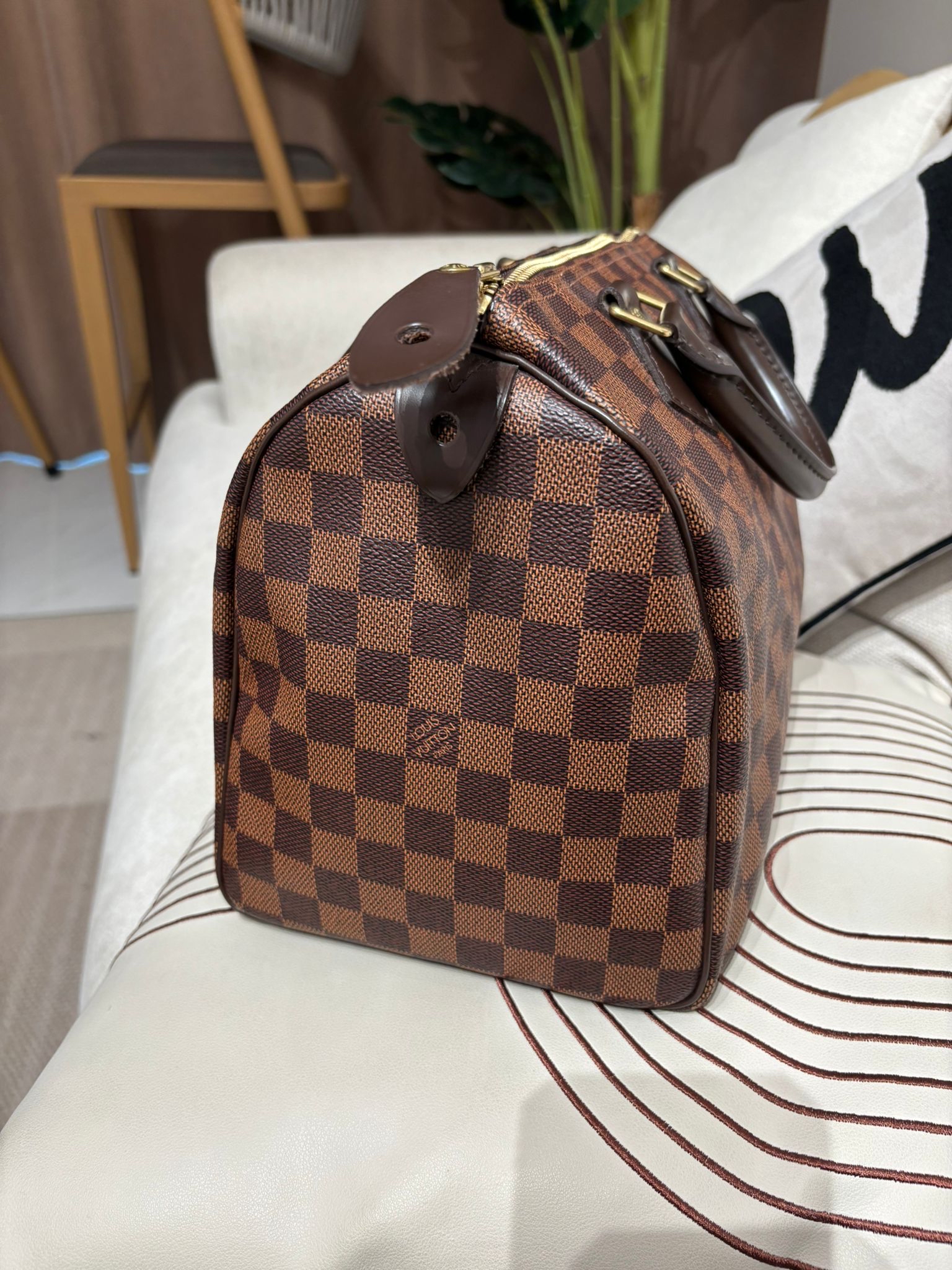 Lv speedy 30 100%Authentic,98%new ✅Key Lock ✅塵袋