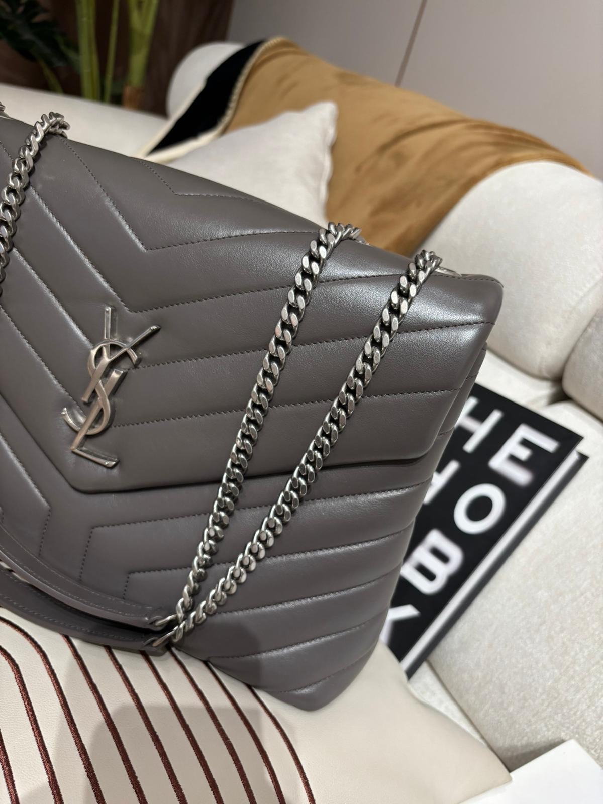 YSL Saint Laurent Loulou Grey Calfskin Chain Shoulder Bag  100%Authentic ,98%new  ✅ certificate card✅dust bag