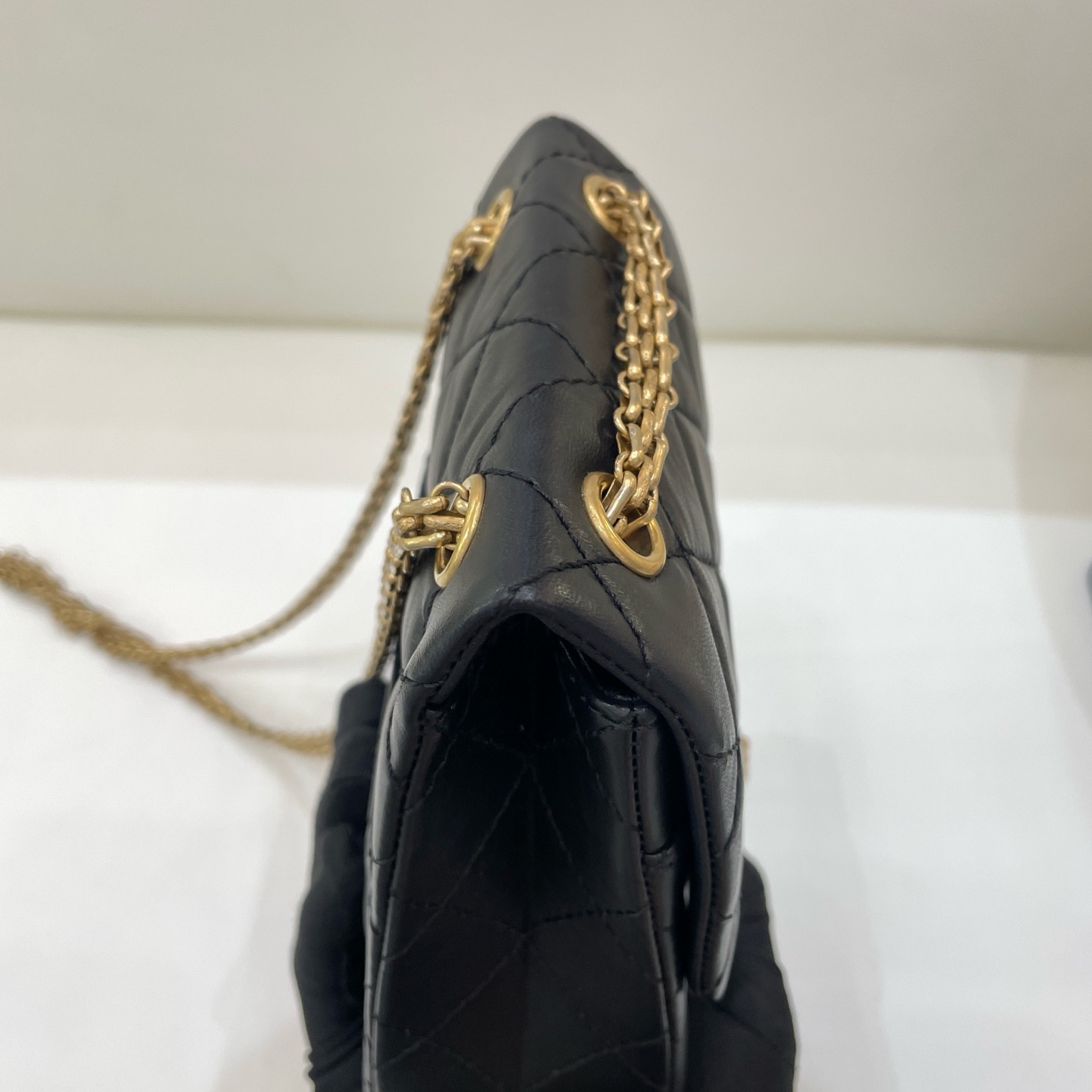 【預訂貨品】鐳射30開👜 Chanel黑金mini 手機包 