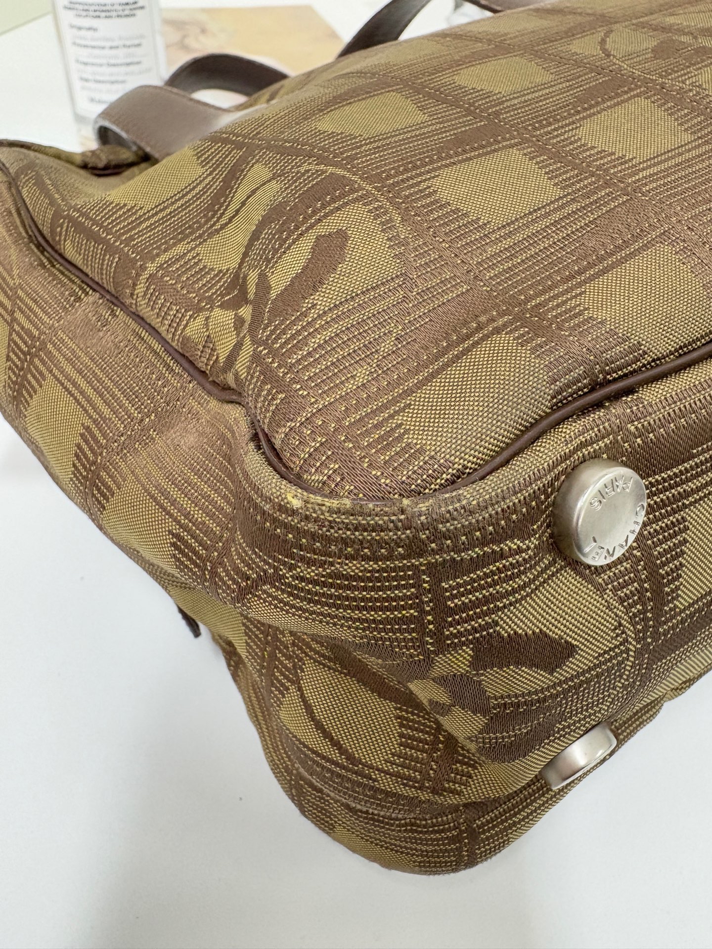 【預訂貨品】Chanel啡色冰格腋下包