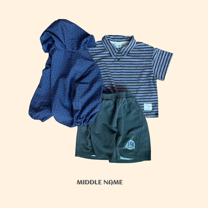 🇰🇷middle name tee