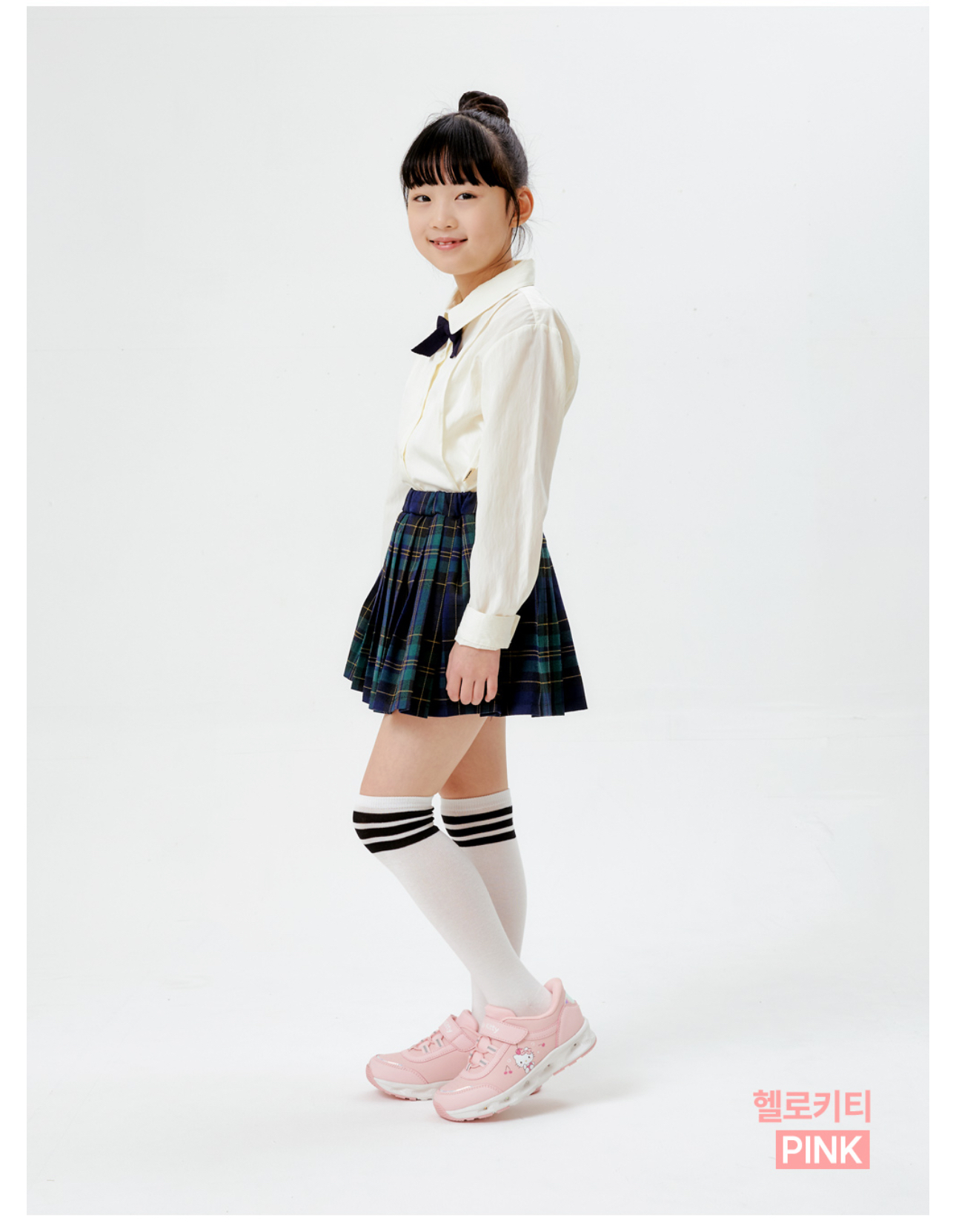 🇰🇷預訂 韓國直送🇰🇷Sanrio Hello Kitty人物印花魔術貼閃燈波鞋