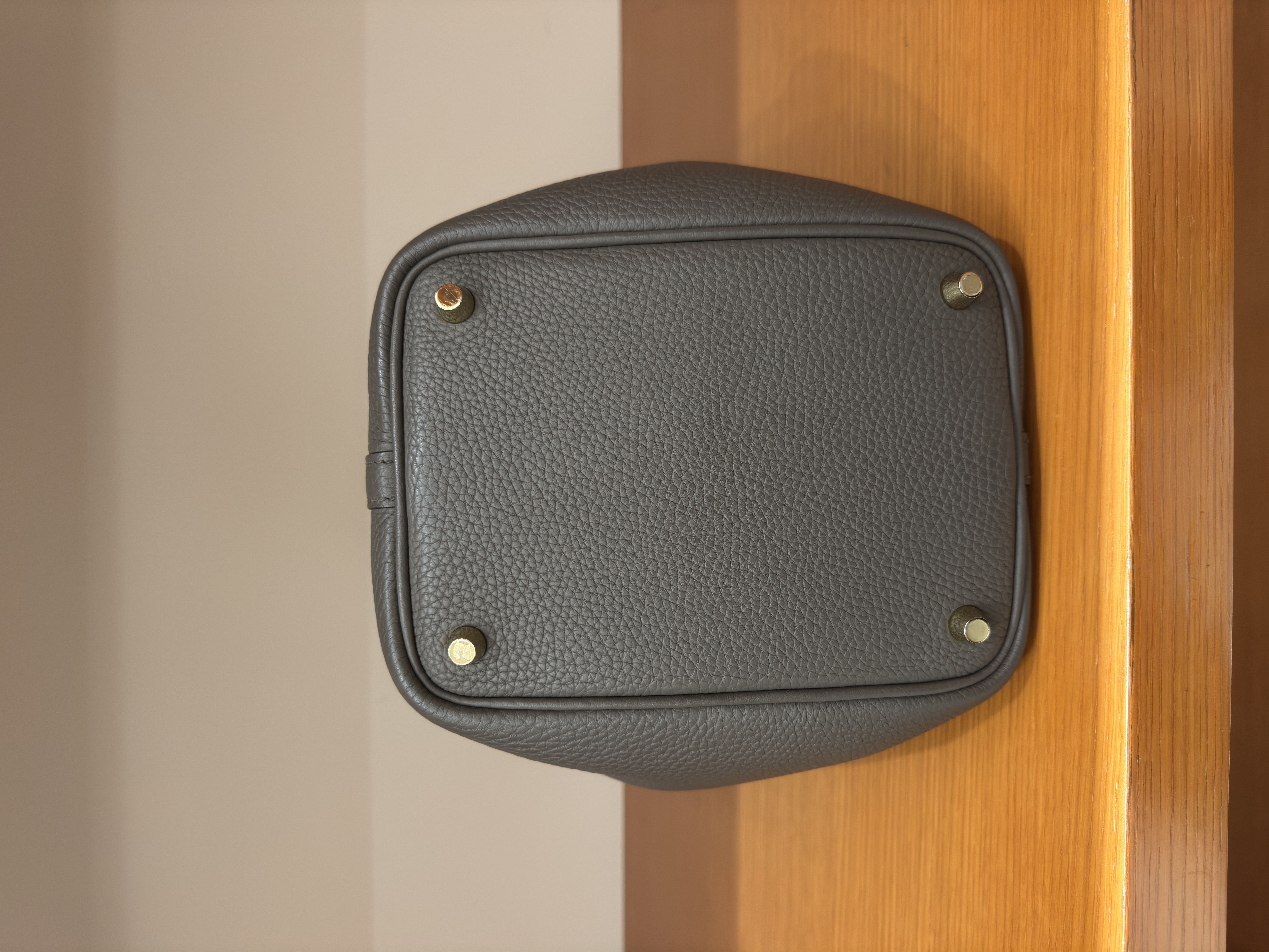 Pre-Owned HERMES P18 / Stamp Y / 錫器灰 