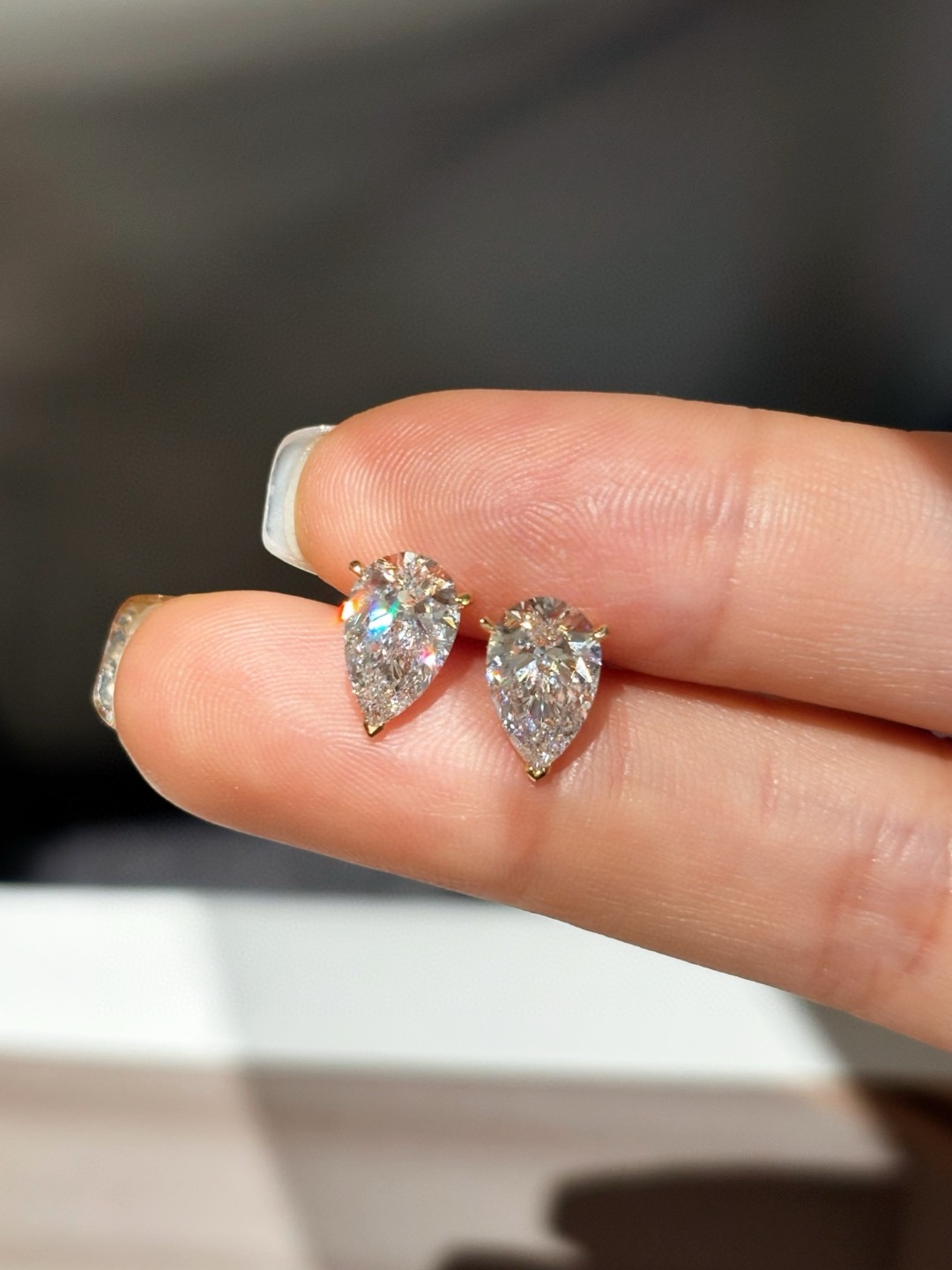 18K Lab Diamond Earrings 