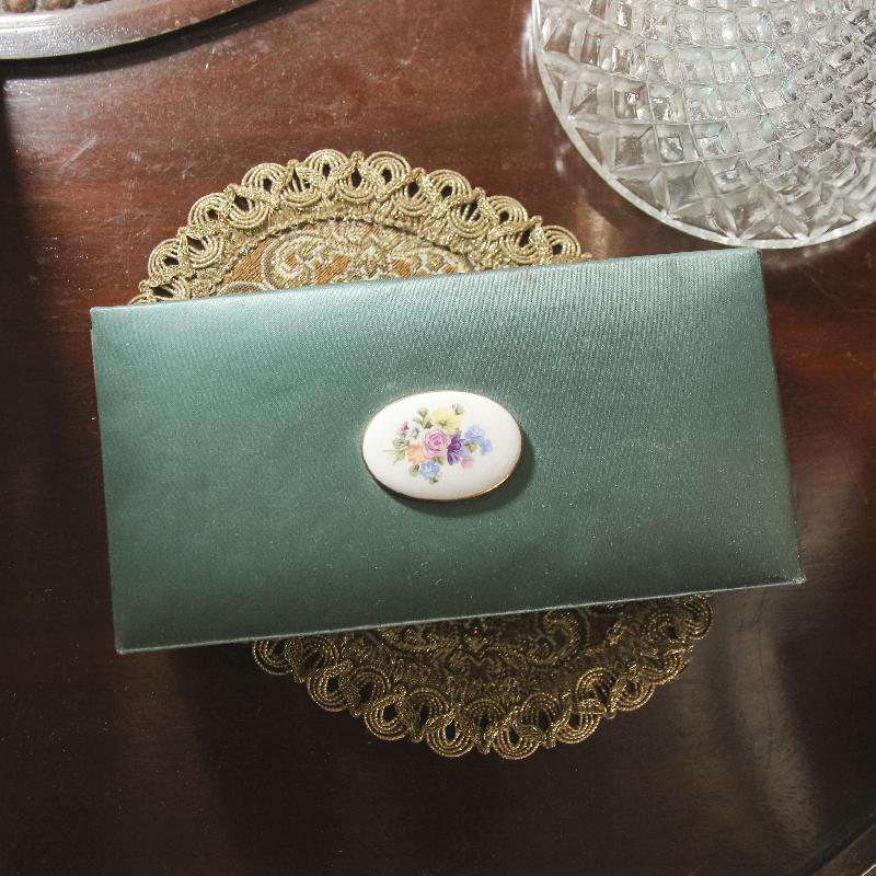 Elizabeth Arden Emerald Green Satin Box with Floral Porcelain from Germany(RU012)