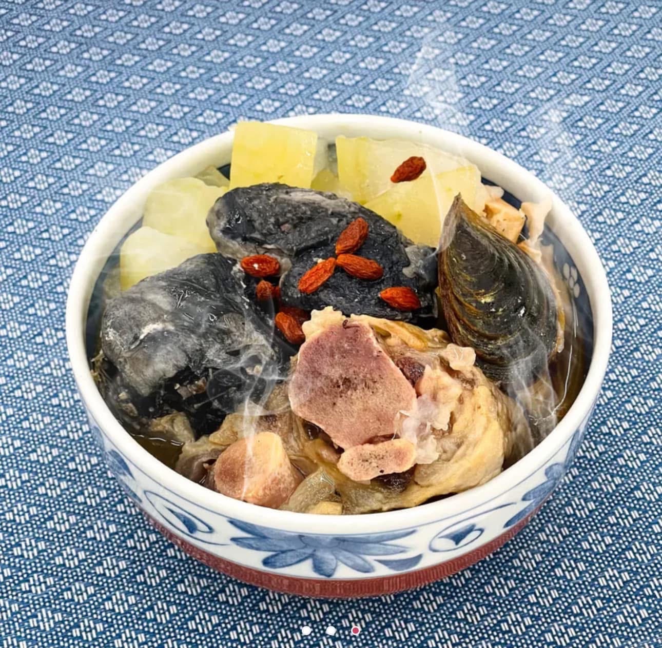 馬來西亞無激素烏雞（600g）