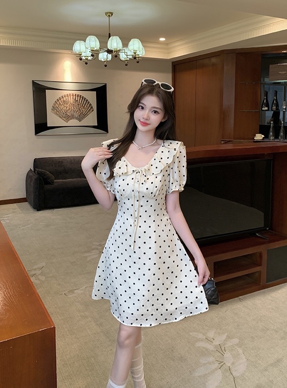 B306(3980短) 短款法式荷叶边领波点显瘦杏连身裙