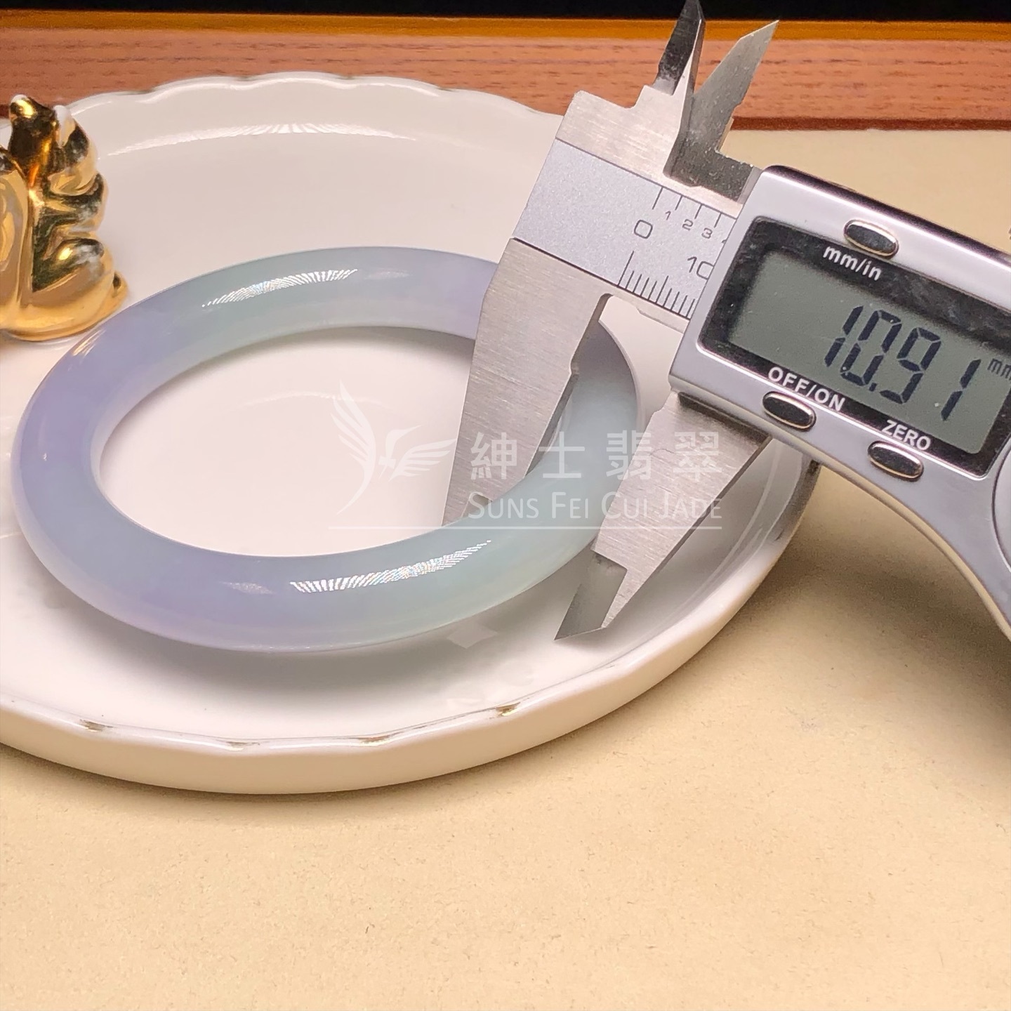 會卡水翻沙茄紫春彩圓鐲56.9mm