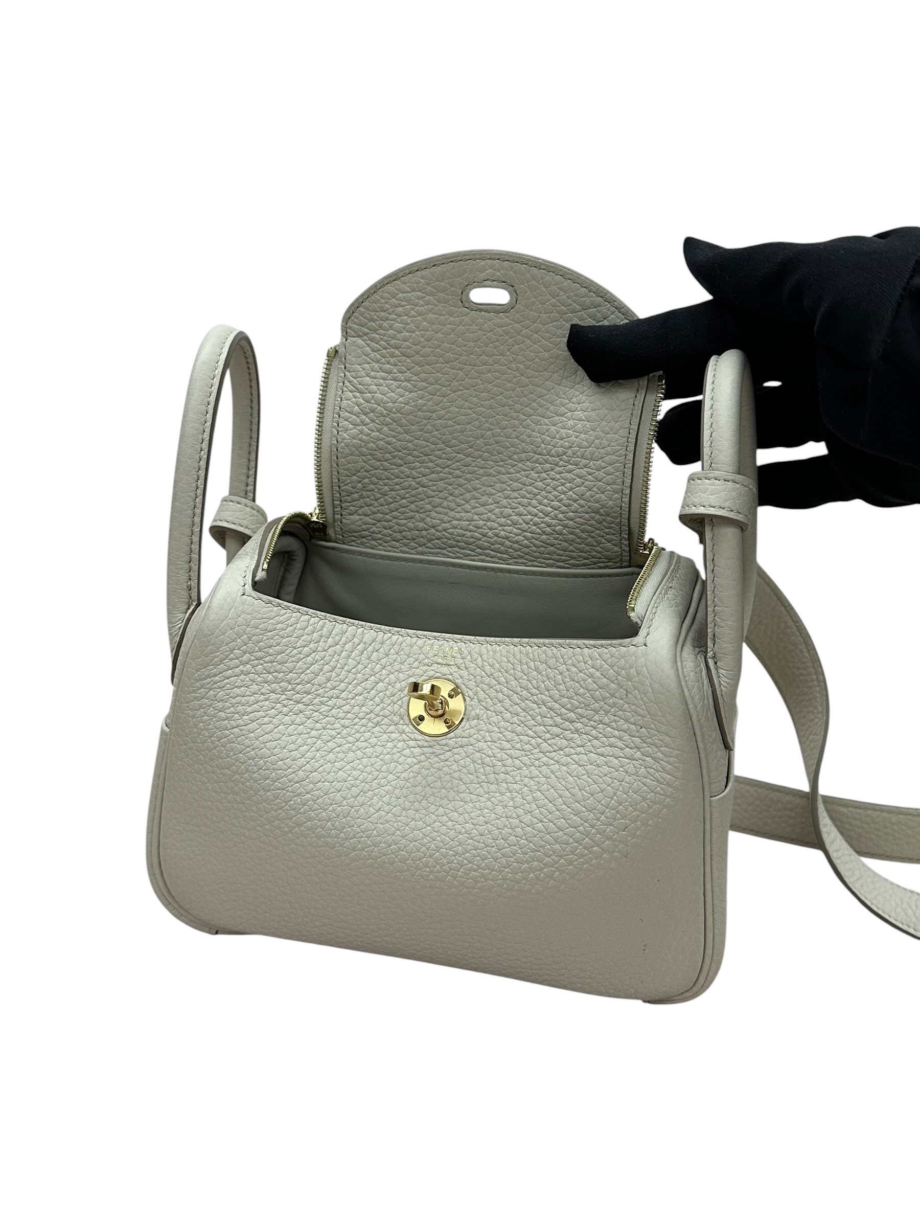 Pre-owned Hermes Mini Lindy / Stamp U / Product Code: 073005