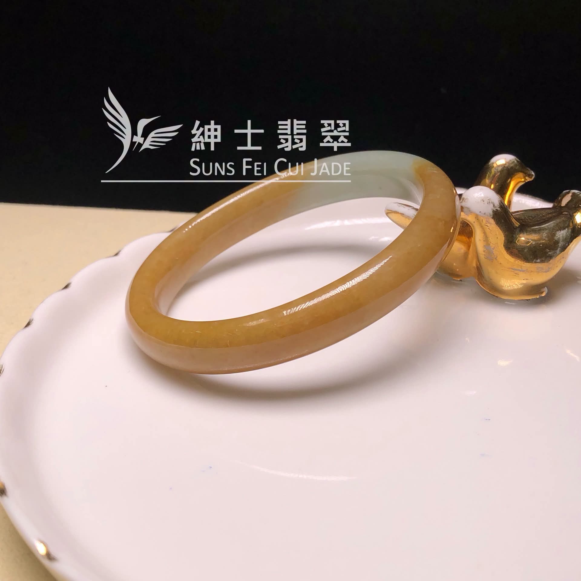 YK00012 大馬坎翡色貴妃鐲53.6mm