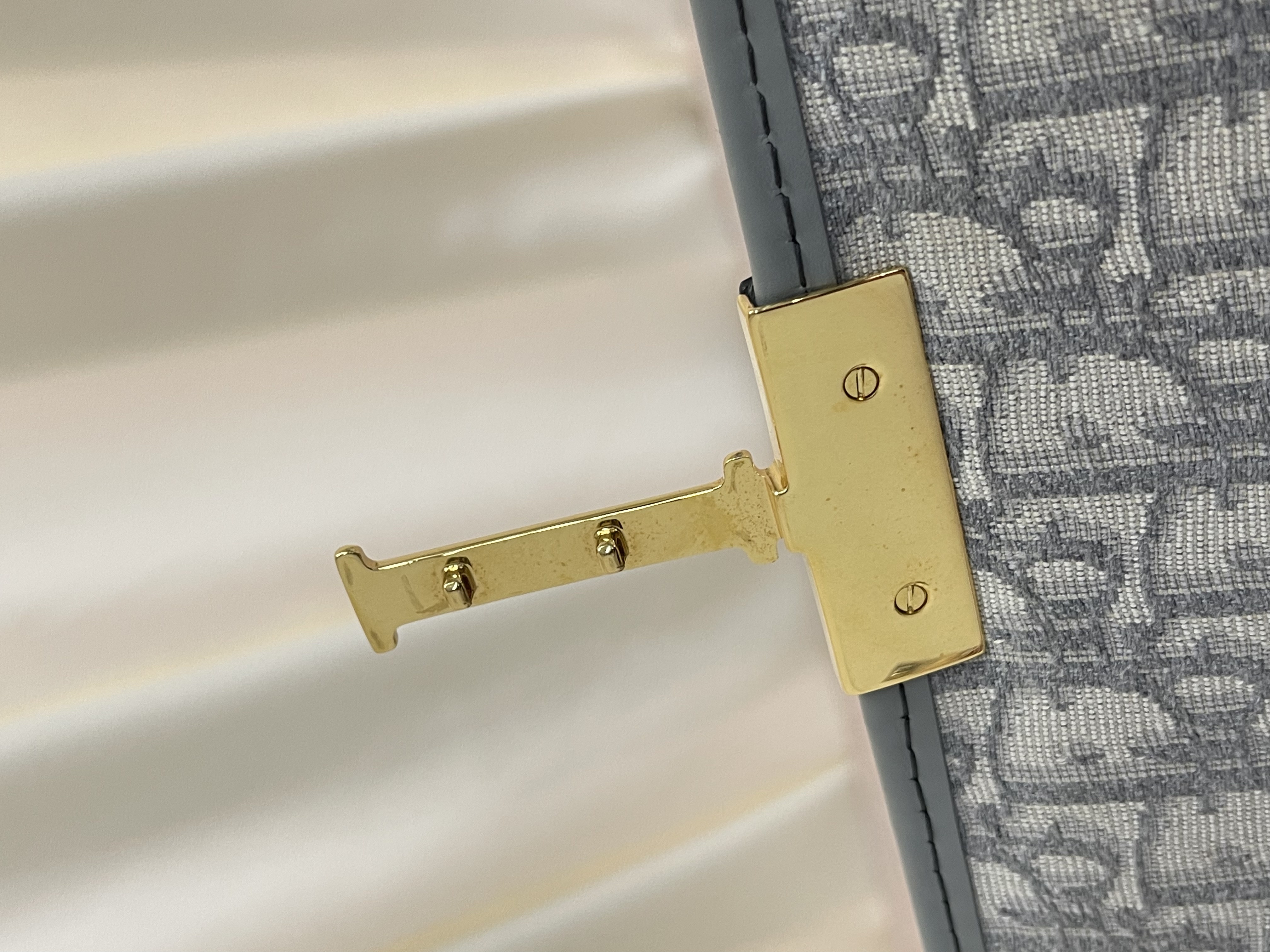 Pre-owned Dior 30 Montaigne / Product Code: 26052003