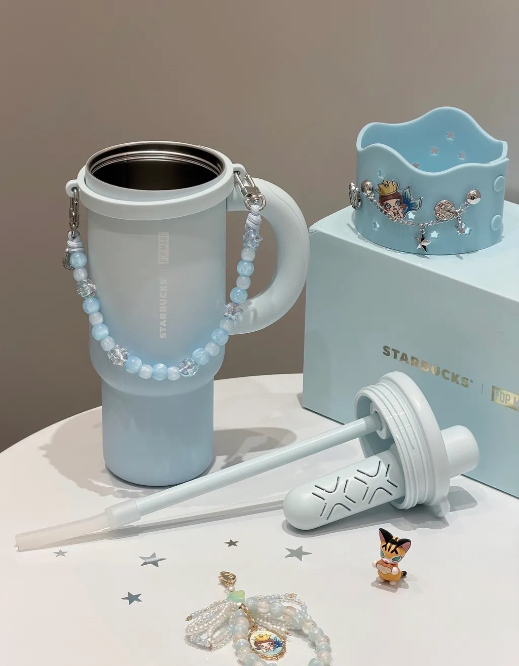 Starbucks中國限定 X Popmart   Molly20週年星Molly洞洞不鏽鋼杯 1170ml  