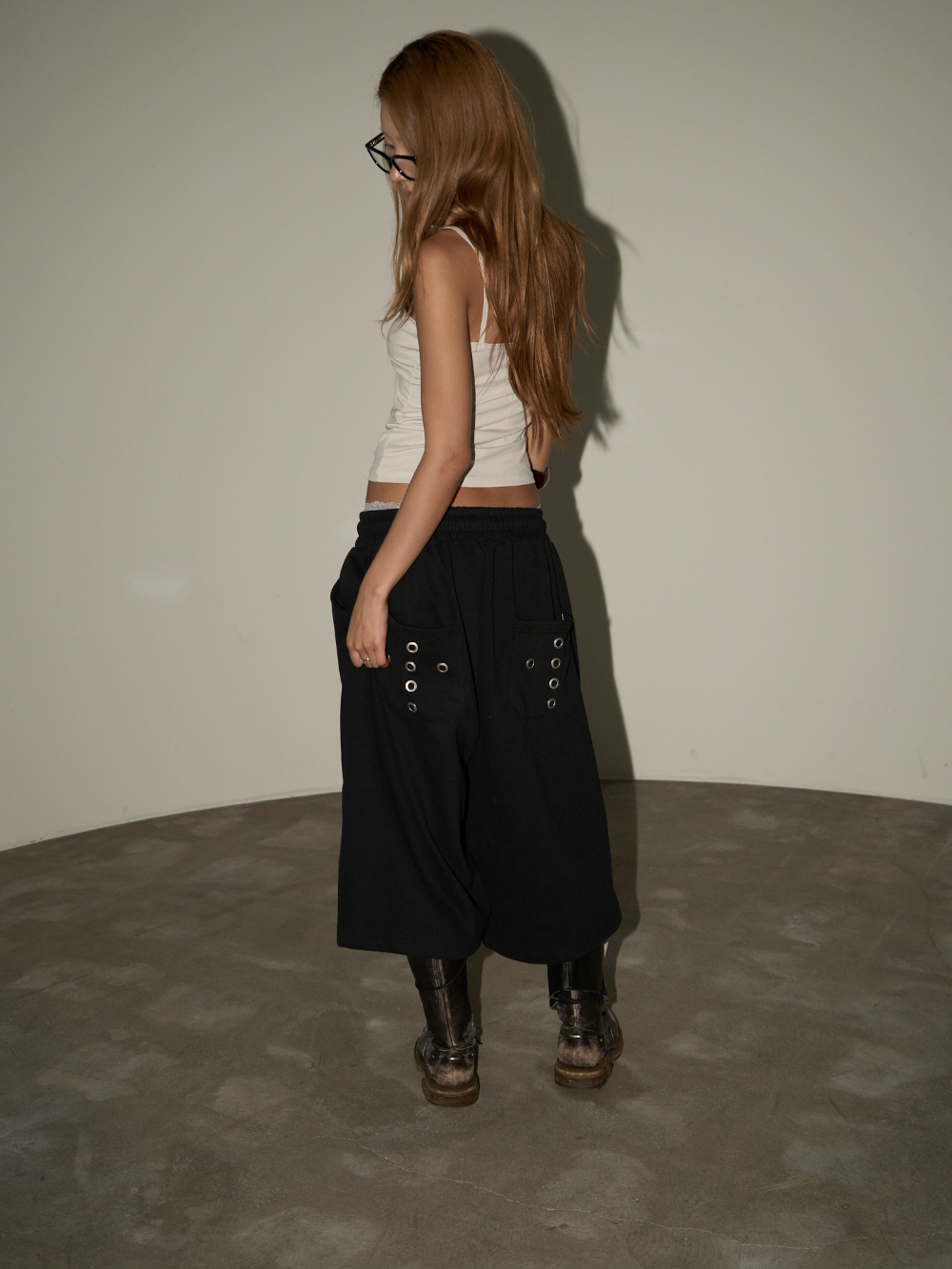 Back Pocket Eyelet Bermuda Pants