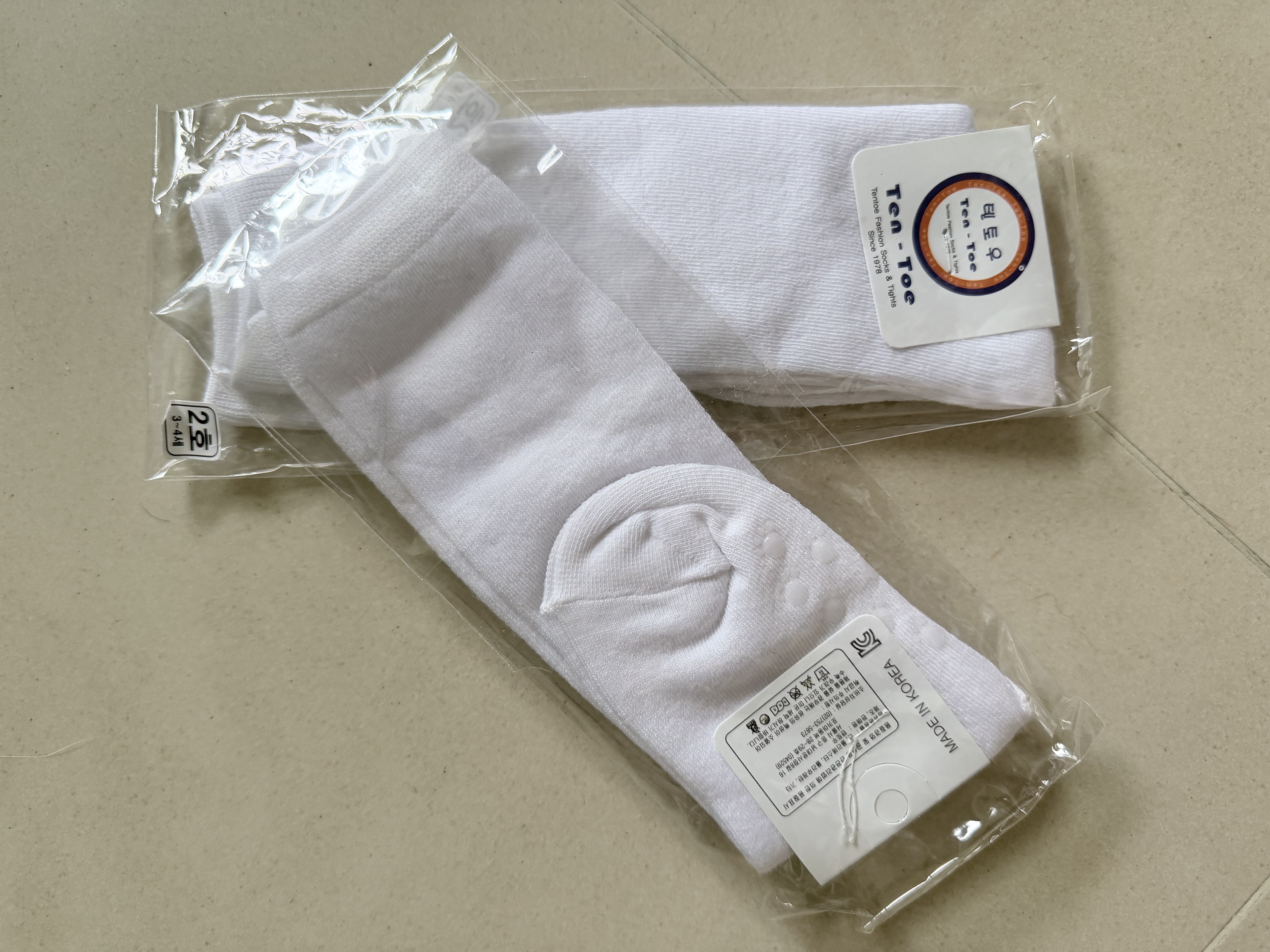 Socks (size 120-140)ACC