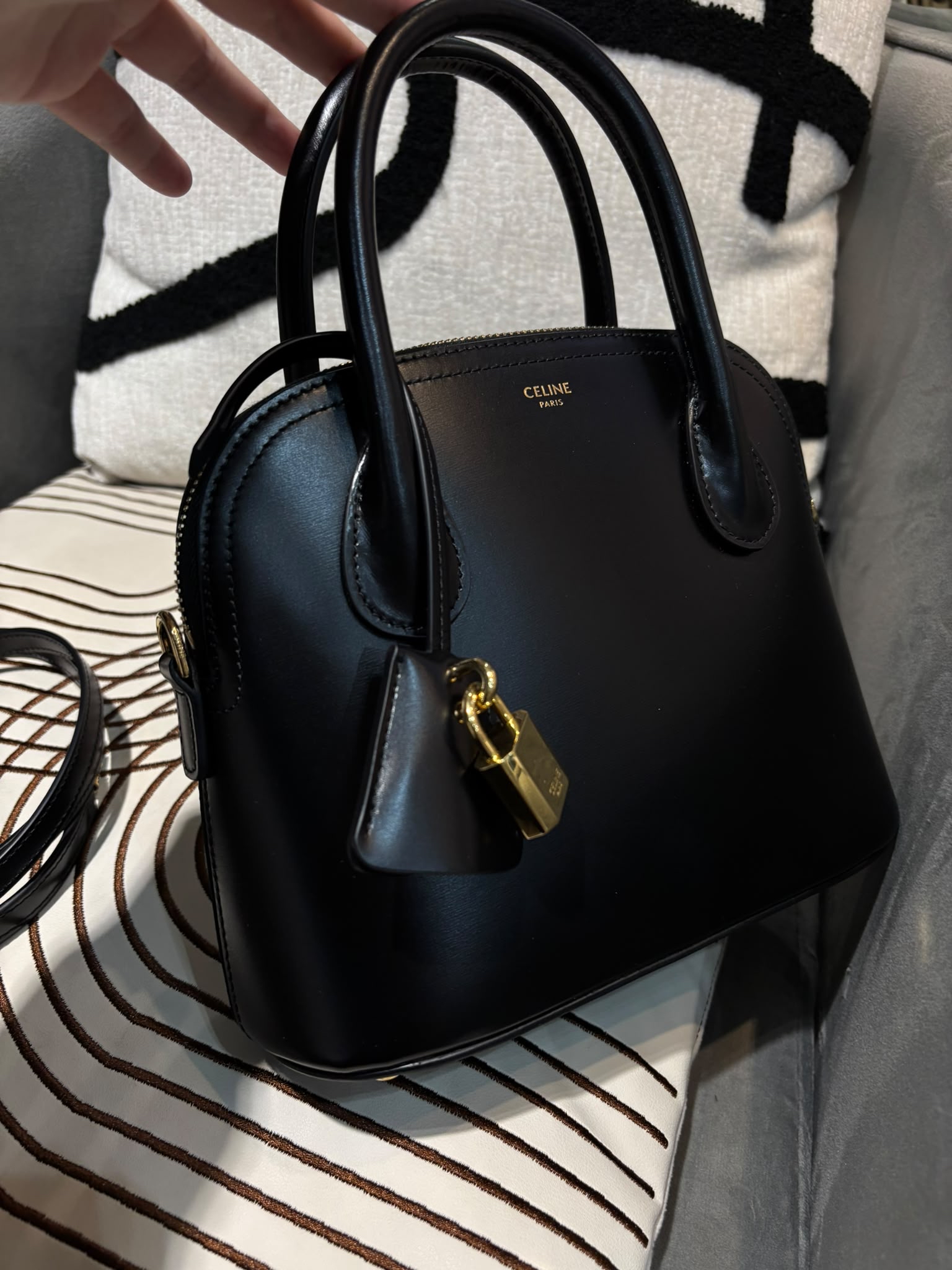Celine Mini Honorine 黑色亮面小牛皮 2Way Bag 100%Authentic ,98%new ☑️dust bag 