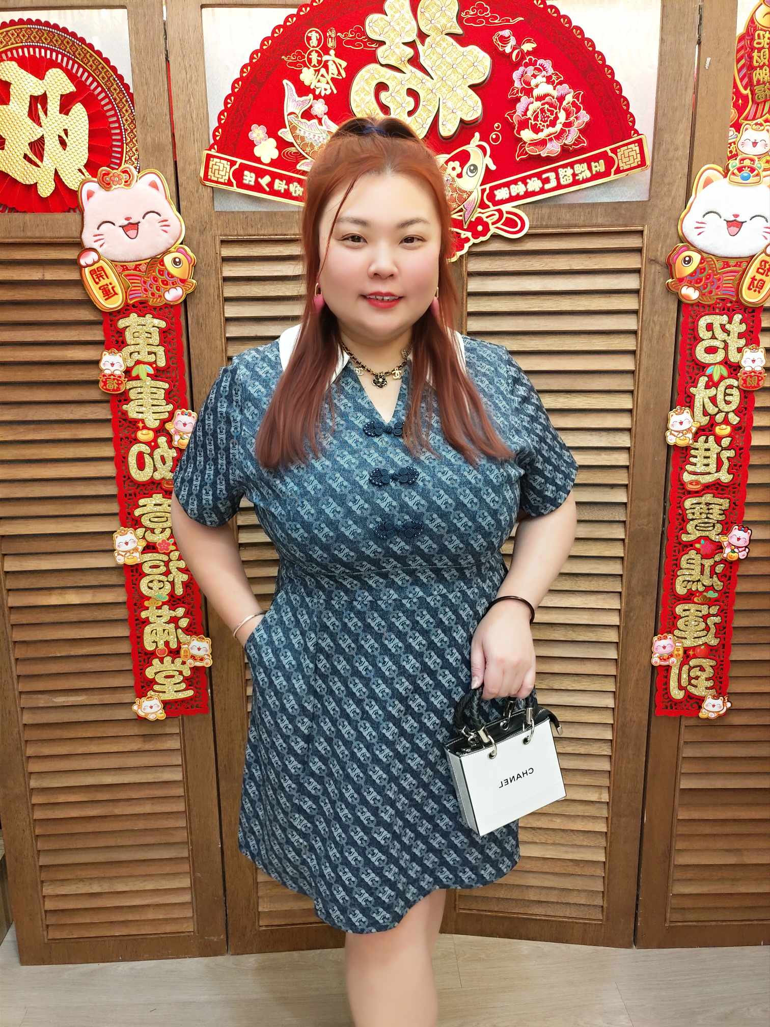 TW#5686 牛仔盘扣小V领连衣裙